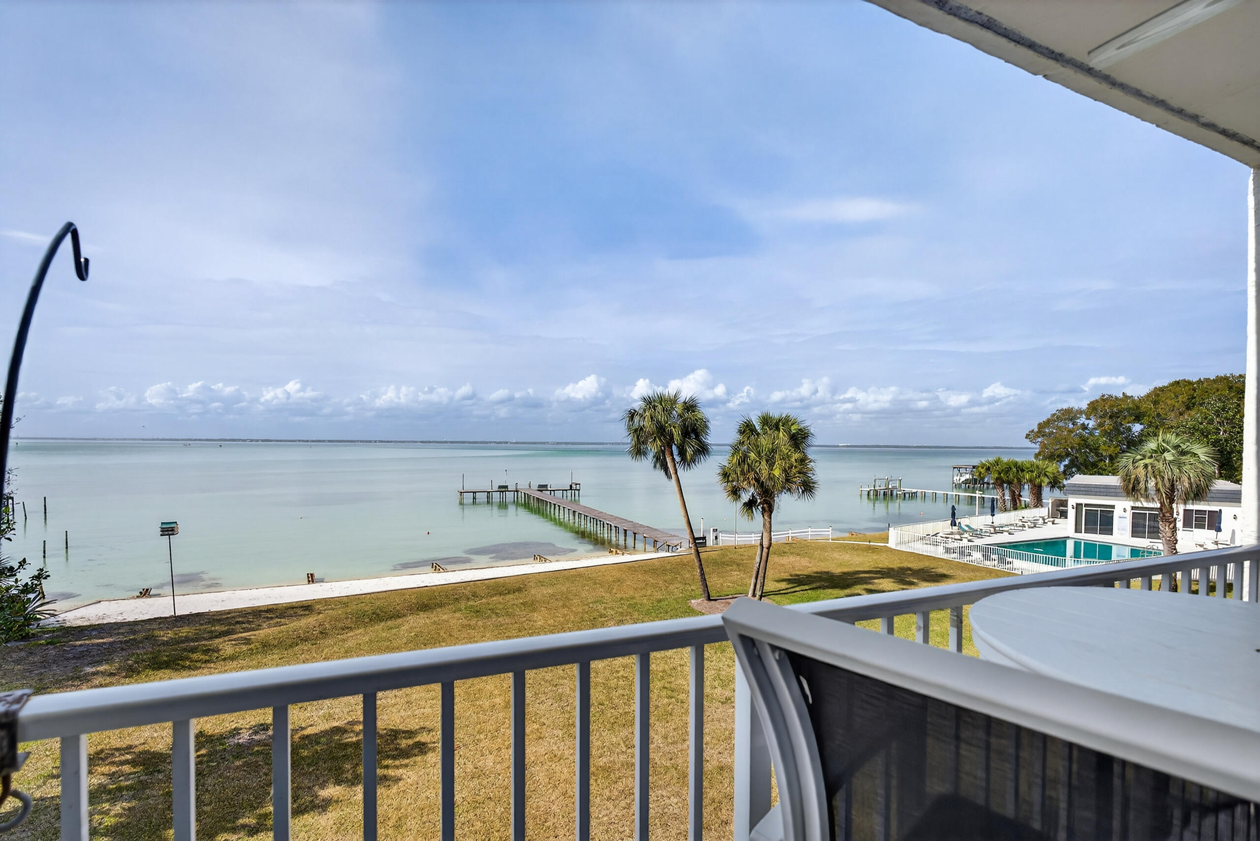 VALENCIA CONDO - Residential