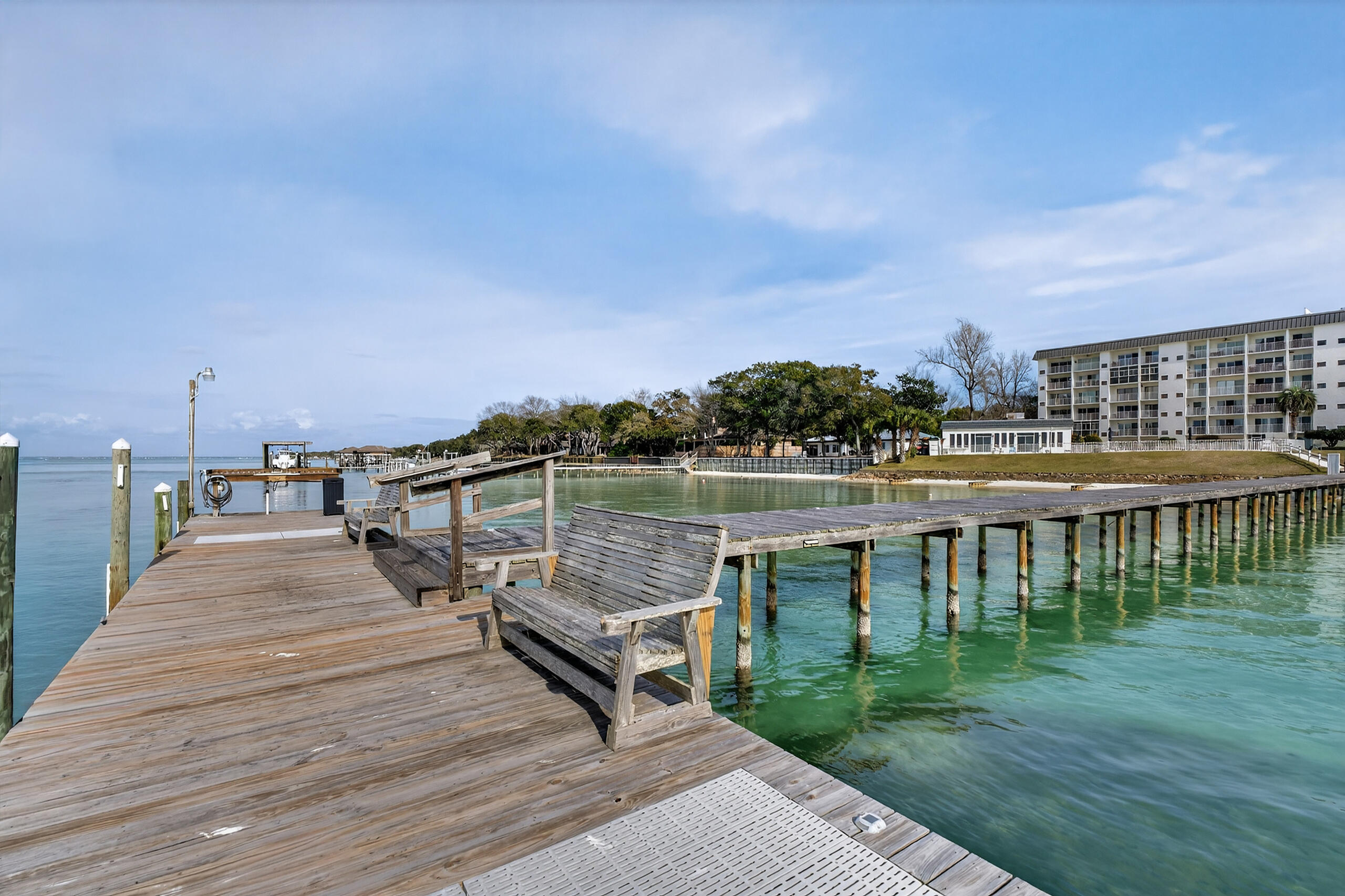 VALENCIA CONDO - Residential