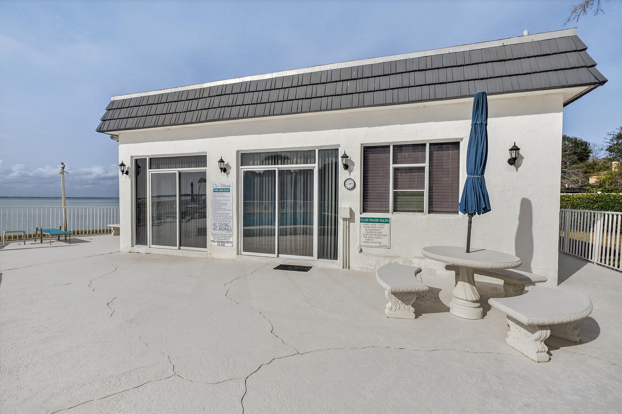 VALENCIA CONDO - Residential