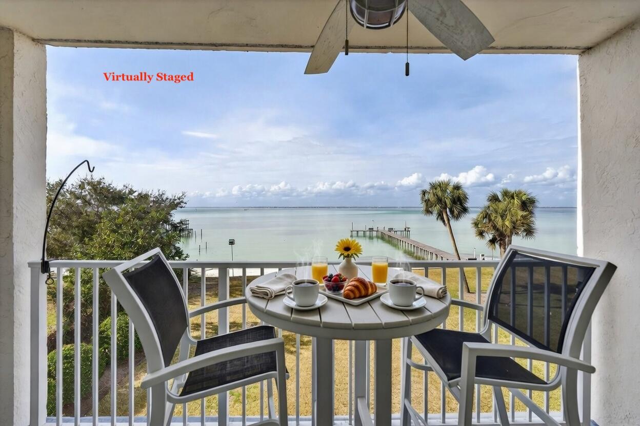 VALENCIA CONDO - Residential