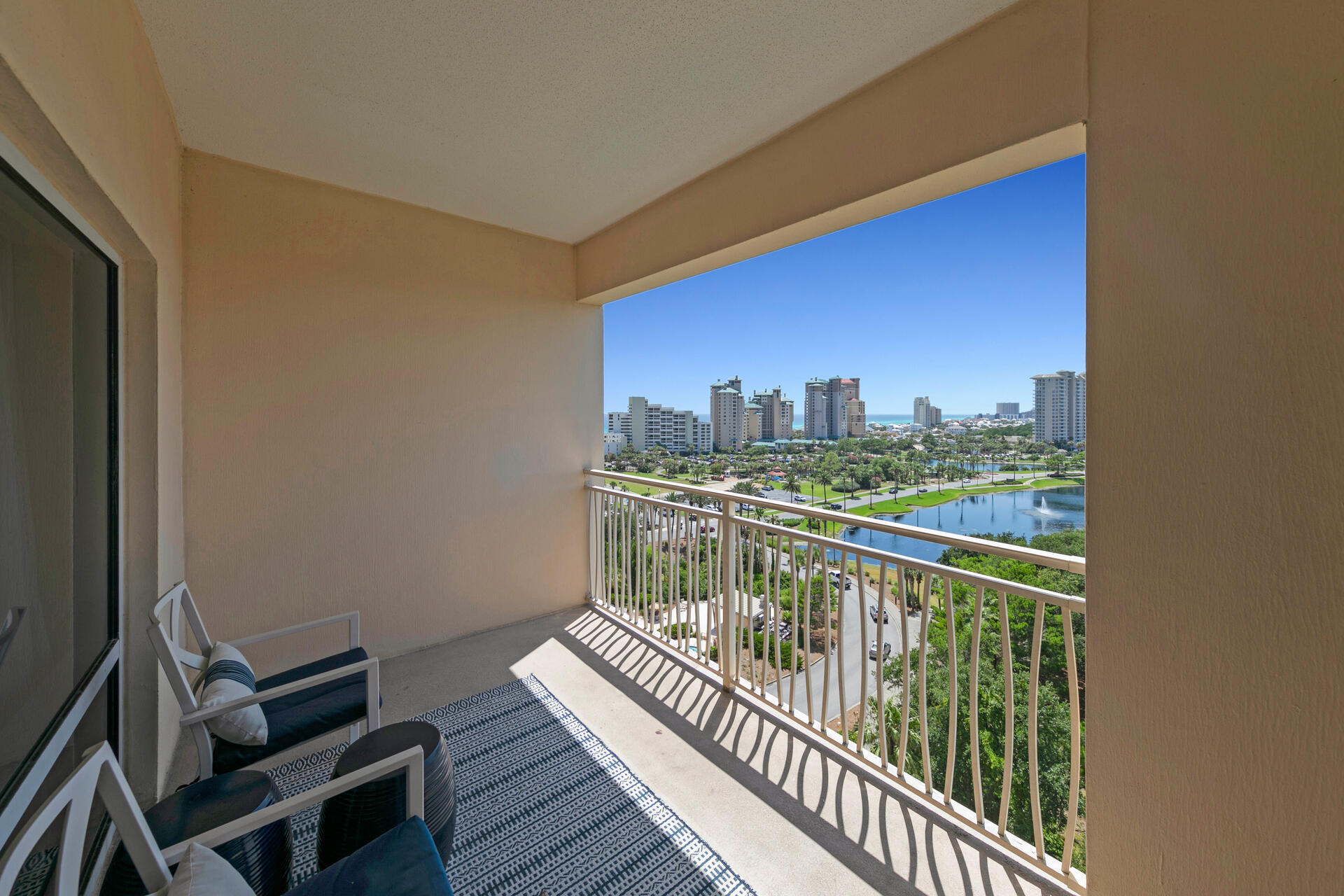 LUAU I - Residential
