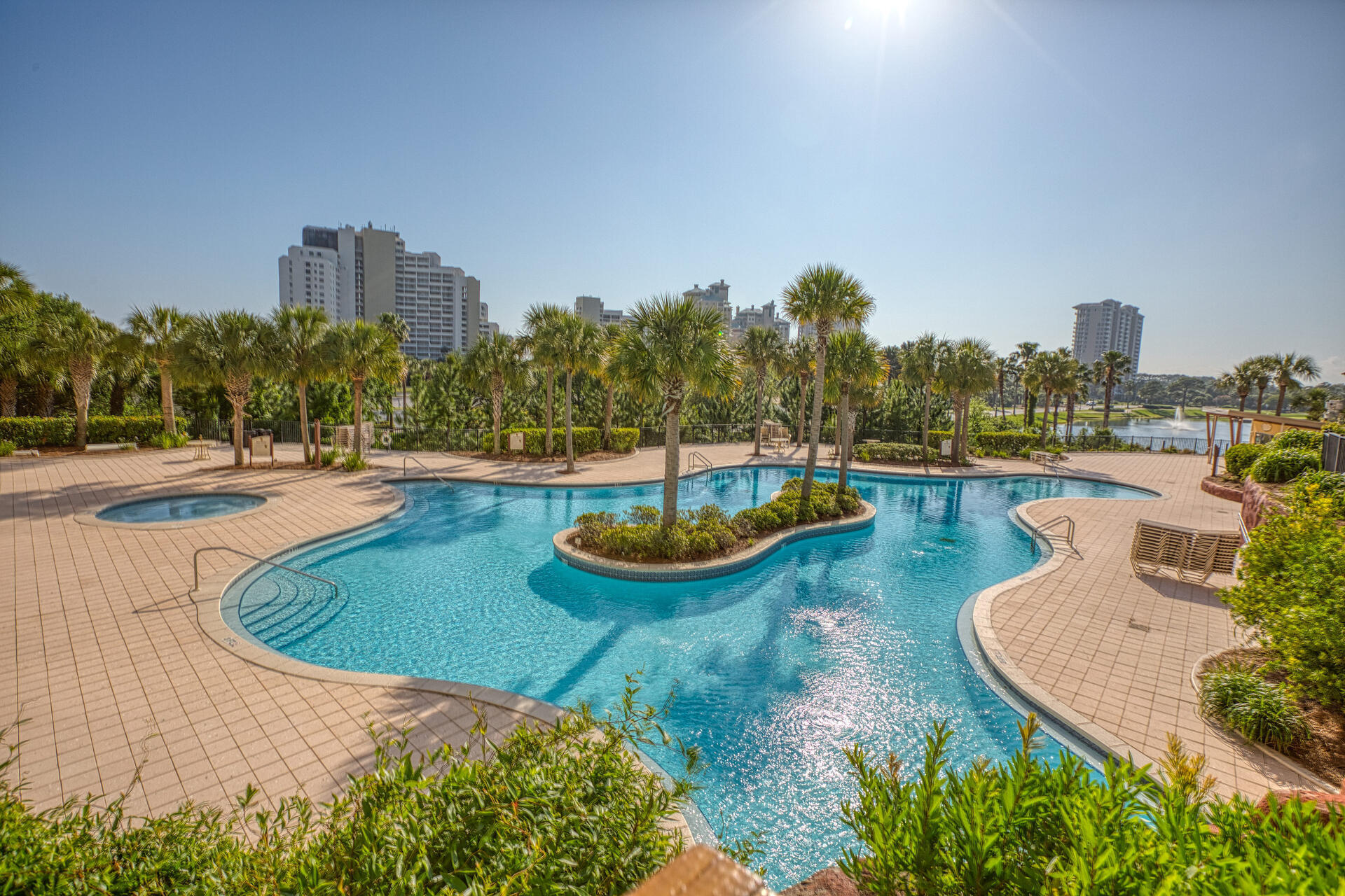 LUAU I - Residential