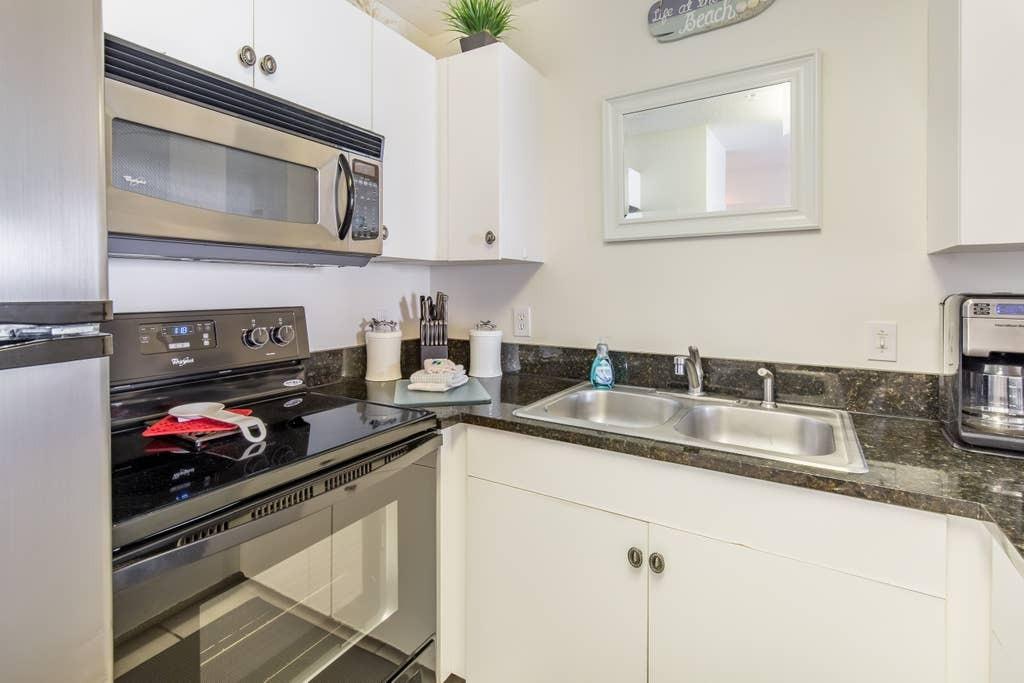 VERANDA CONDO - Residential