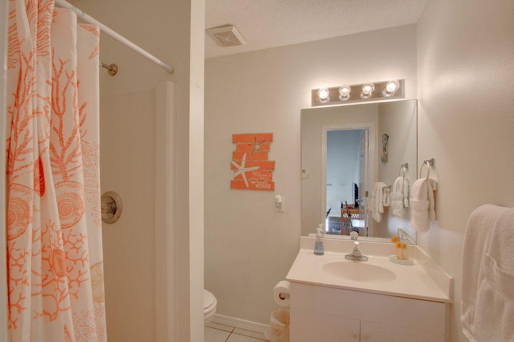 VERANDA CONDO - Residential