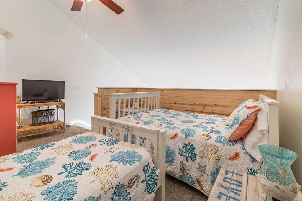 VERANDA CONDO - Residential