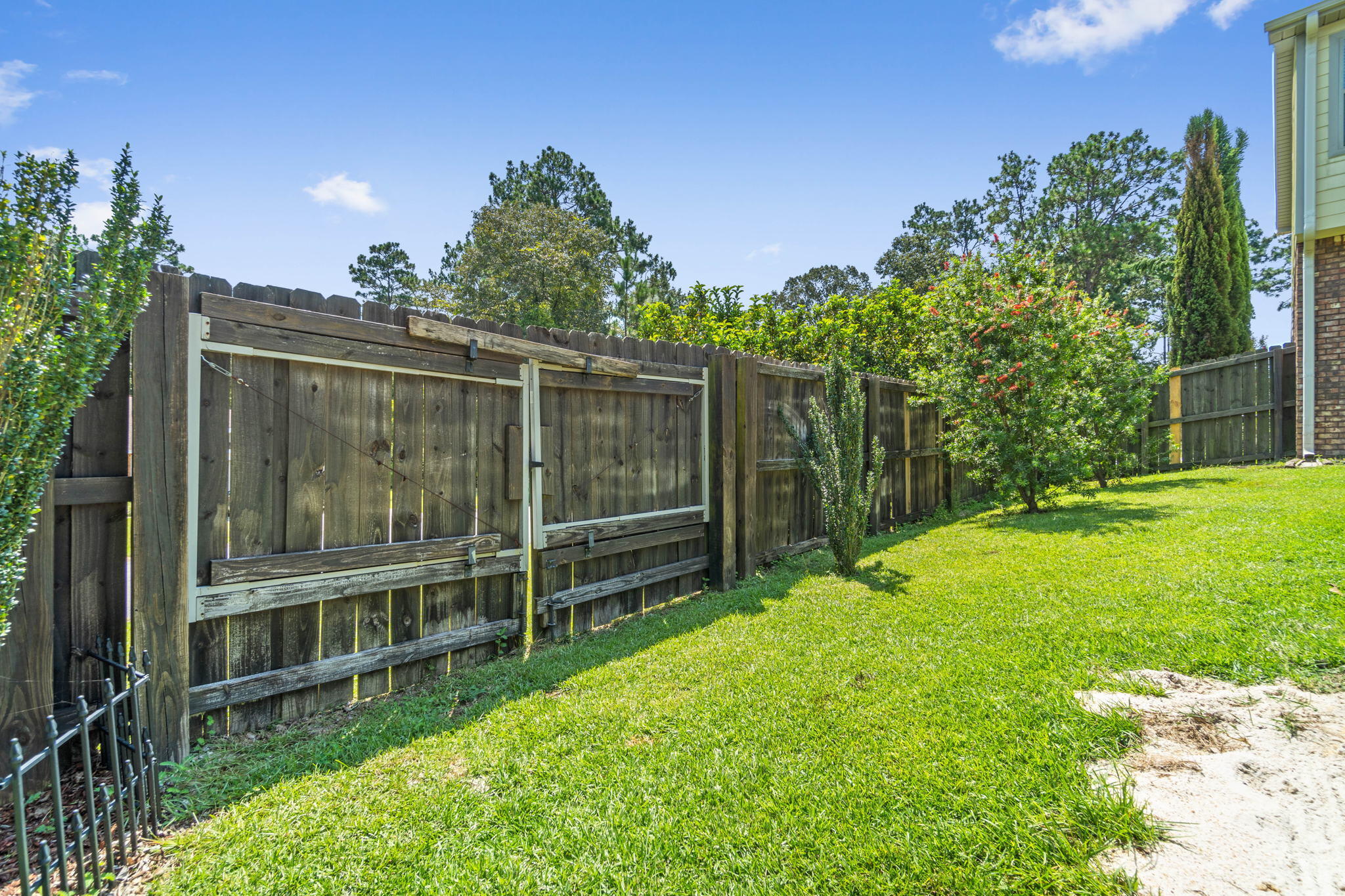 BROOKE ESTATES PH III - Residential