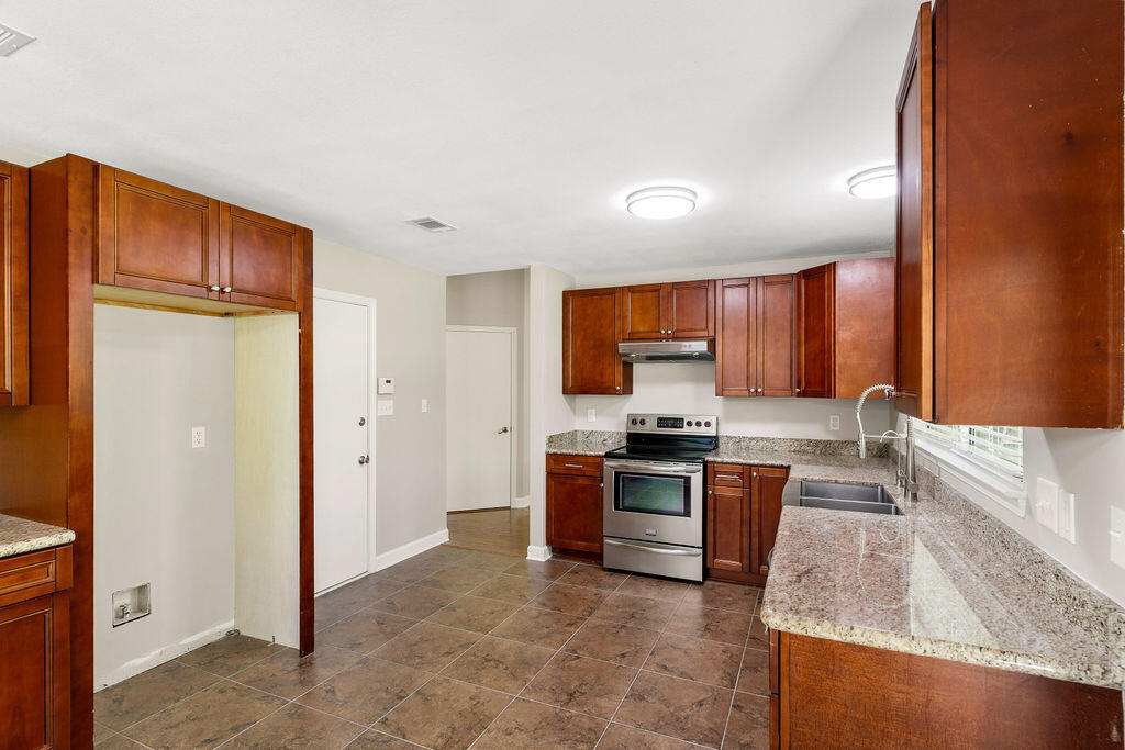 HOLLEY BY THE SEA, 1ST ADD - Residential