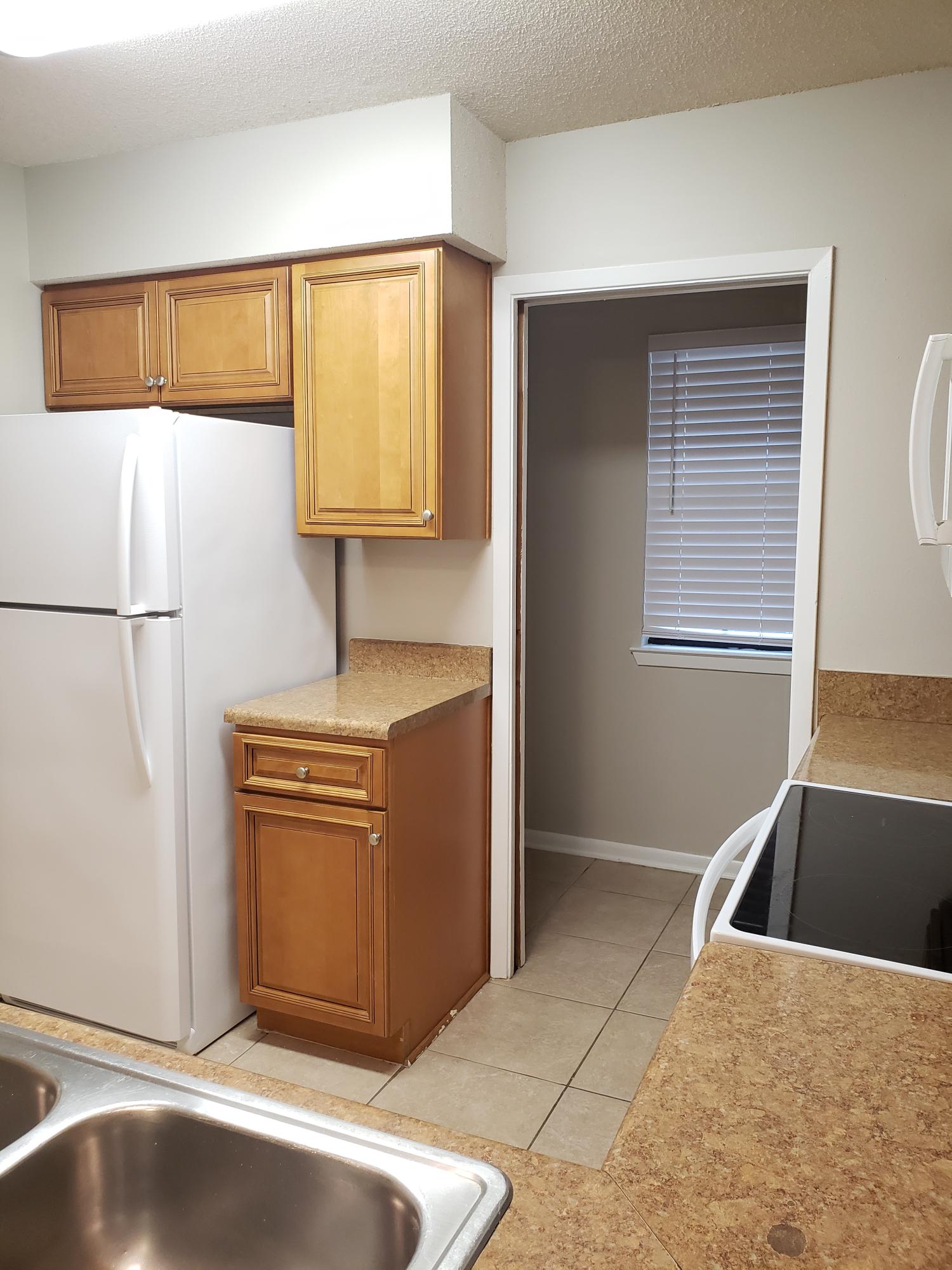 UNRECORDED SUBDIVISION - Residential Lease