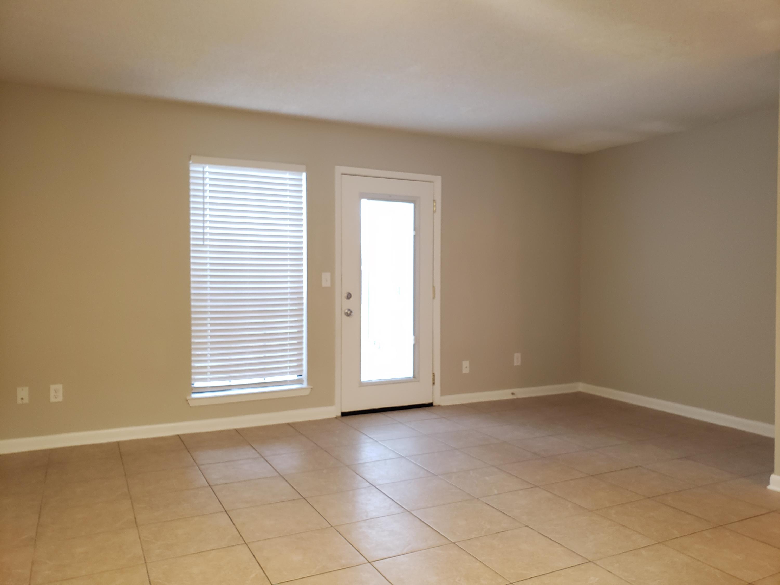 UNRECORDED SUBDIVISION - Residential Lease