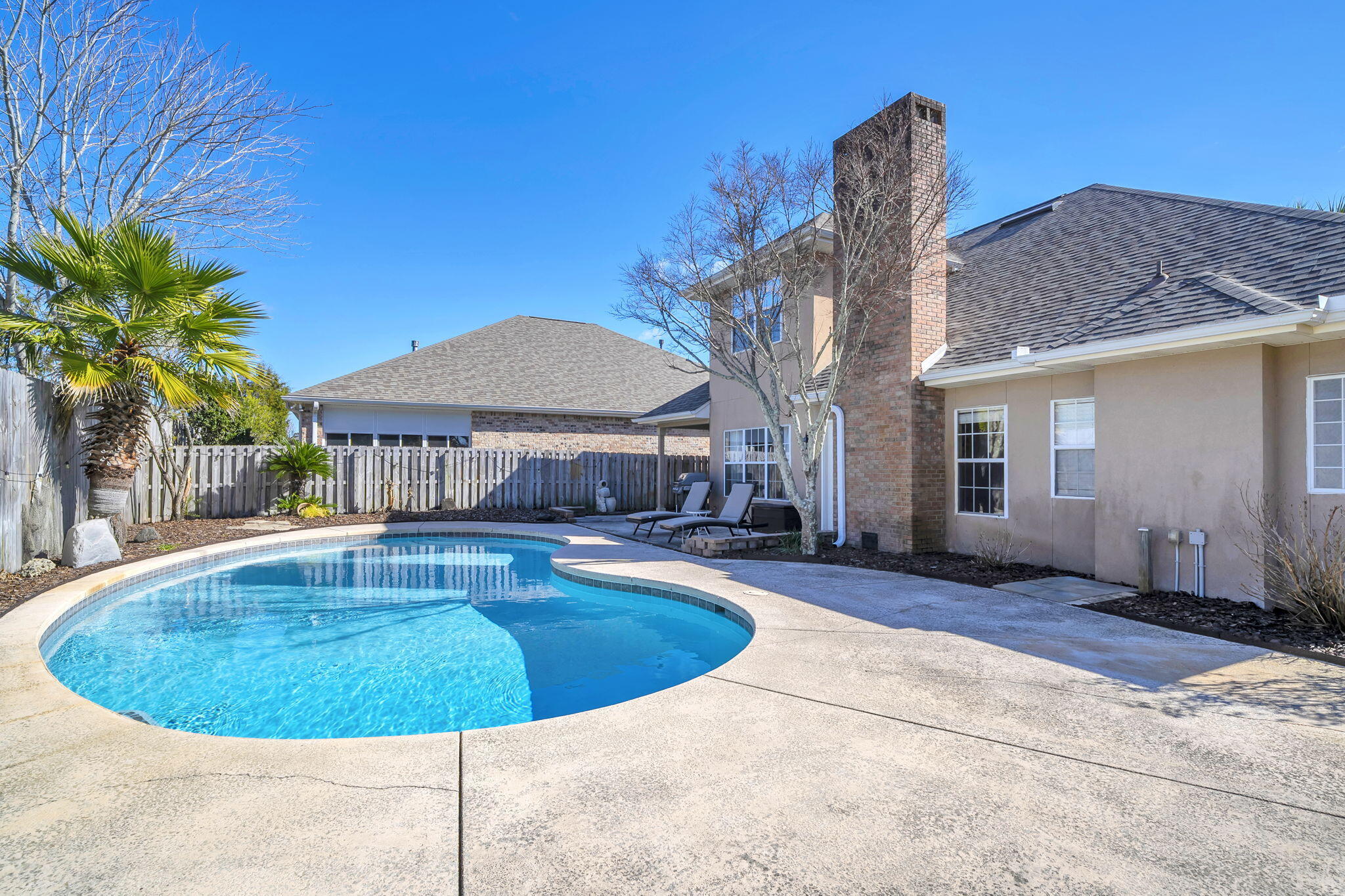 BRIDGEPORT COLONY - Residential