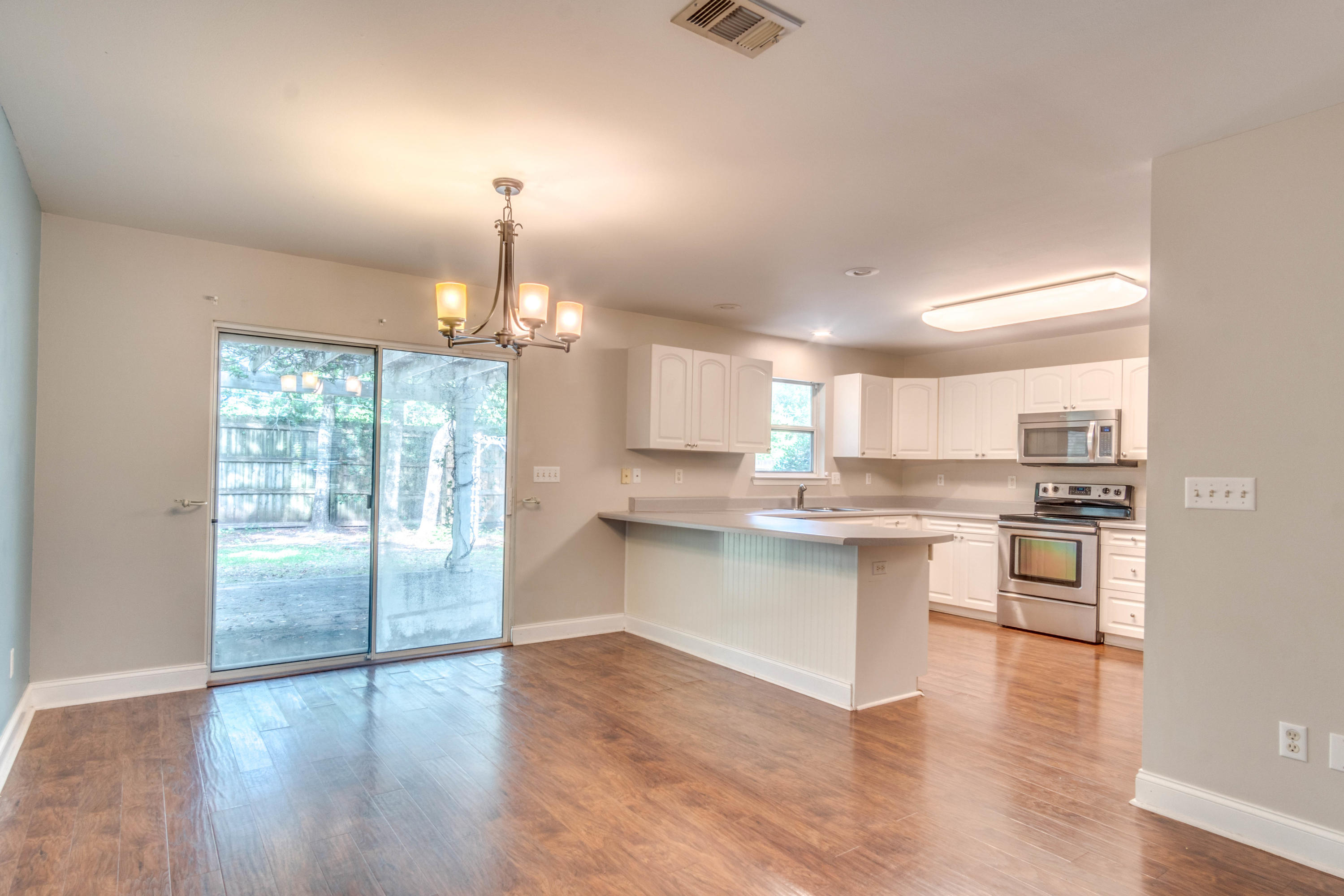 BELLA VISTA HEIGHTS - Residential Lease