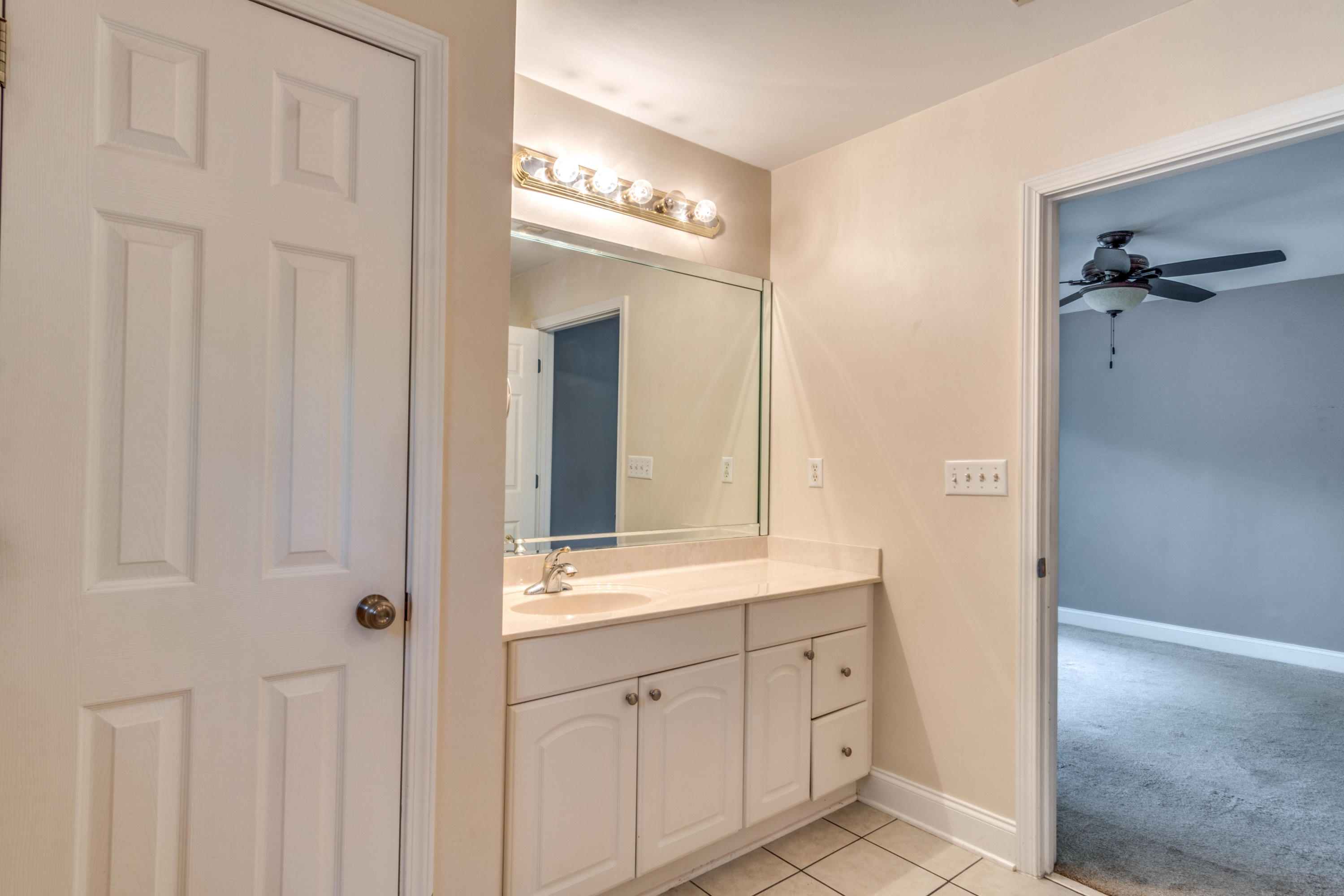 BELLA VISTA HEIGHTS - Residential Lease