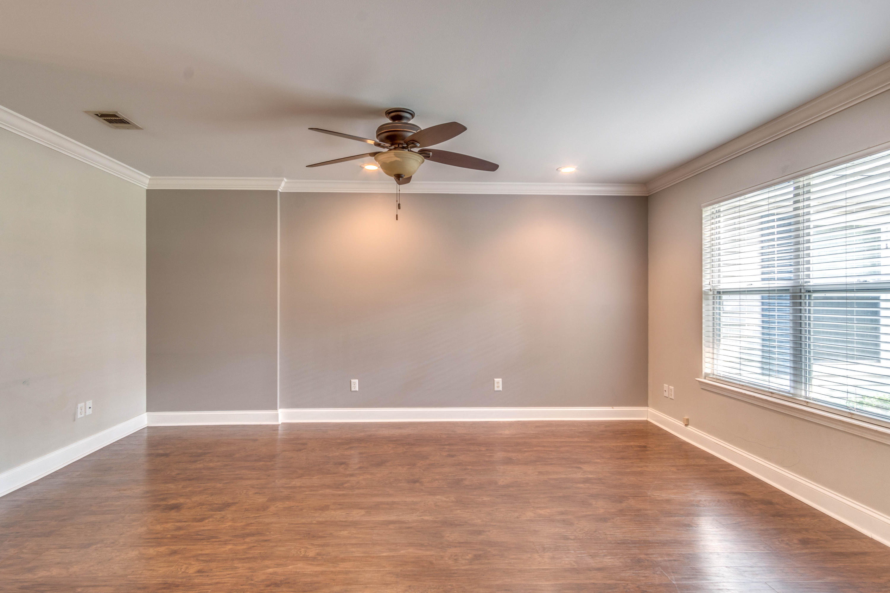BELLA VISTA HEIGHTS - Residential Lease
