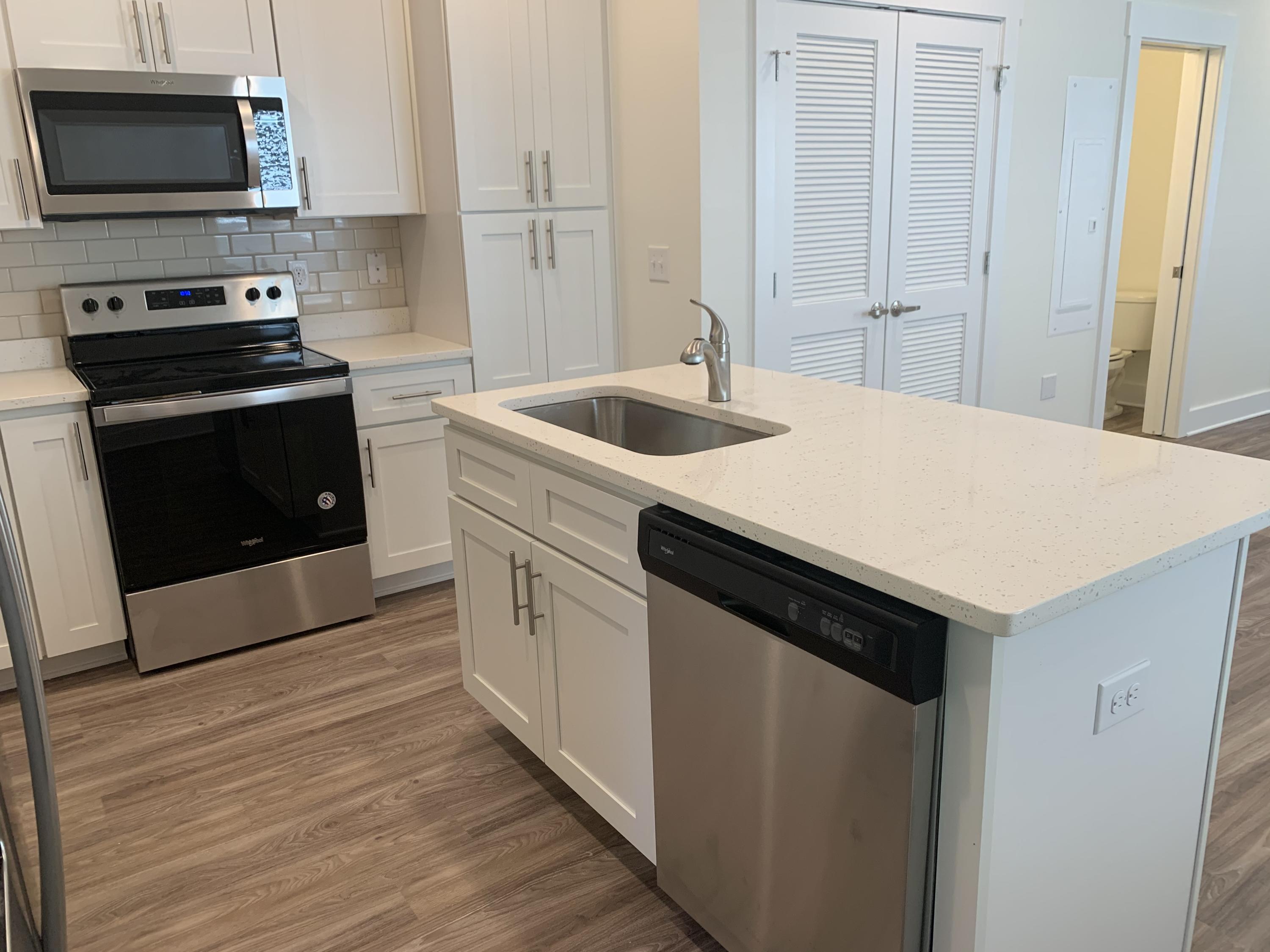 VERANDAS AT FREEPORT - Residential Lease
