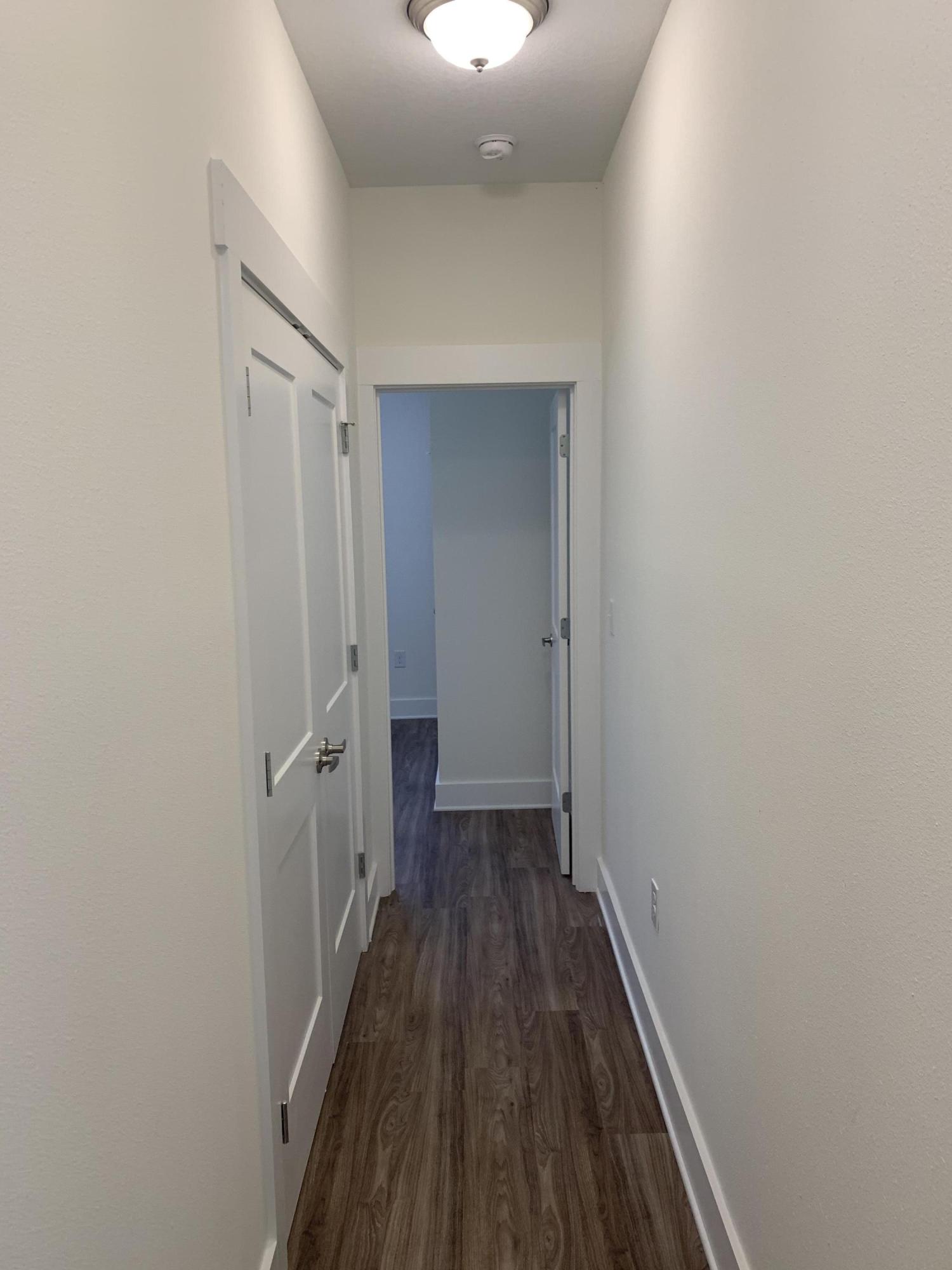 VERANDAS AT FREEPORT - Residential Lease