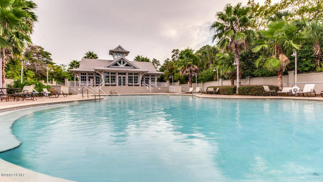 GRANDE POINTE - Residential