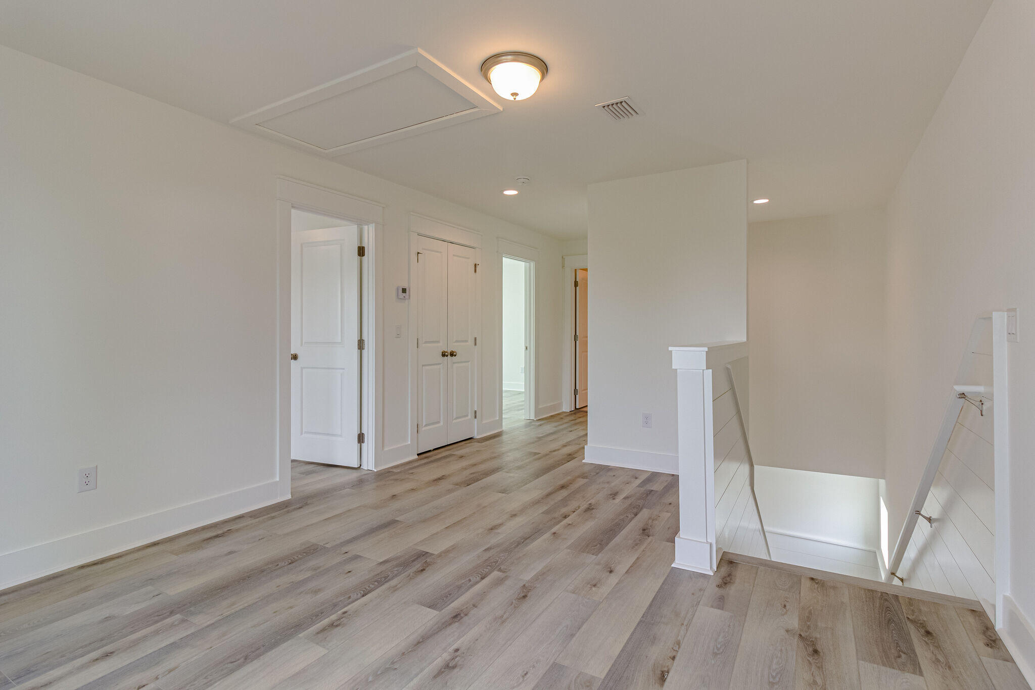 GRANDE POINTE - Residential