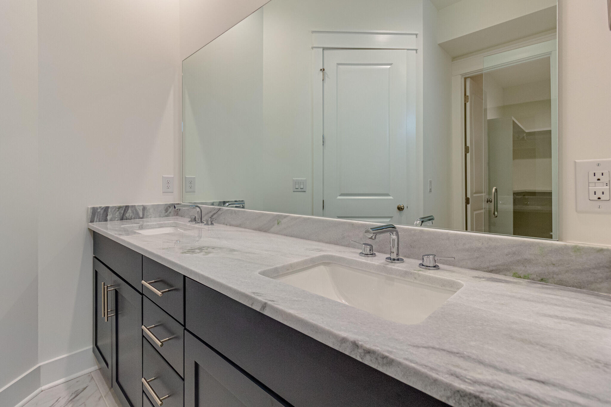 GRANDE POINTE - Residential