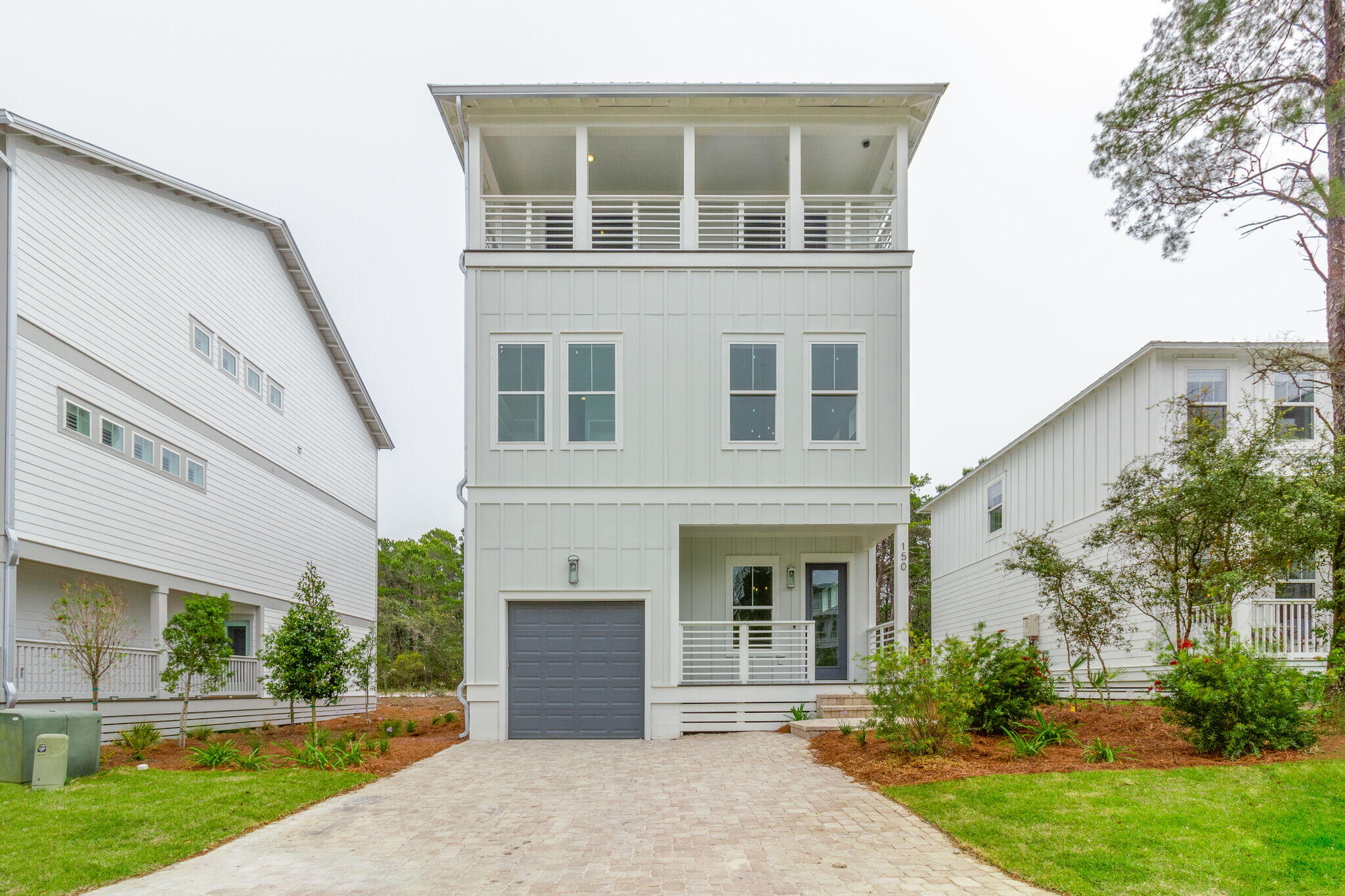 GRANDE POINTE - Residential