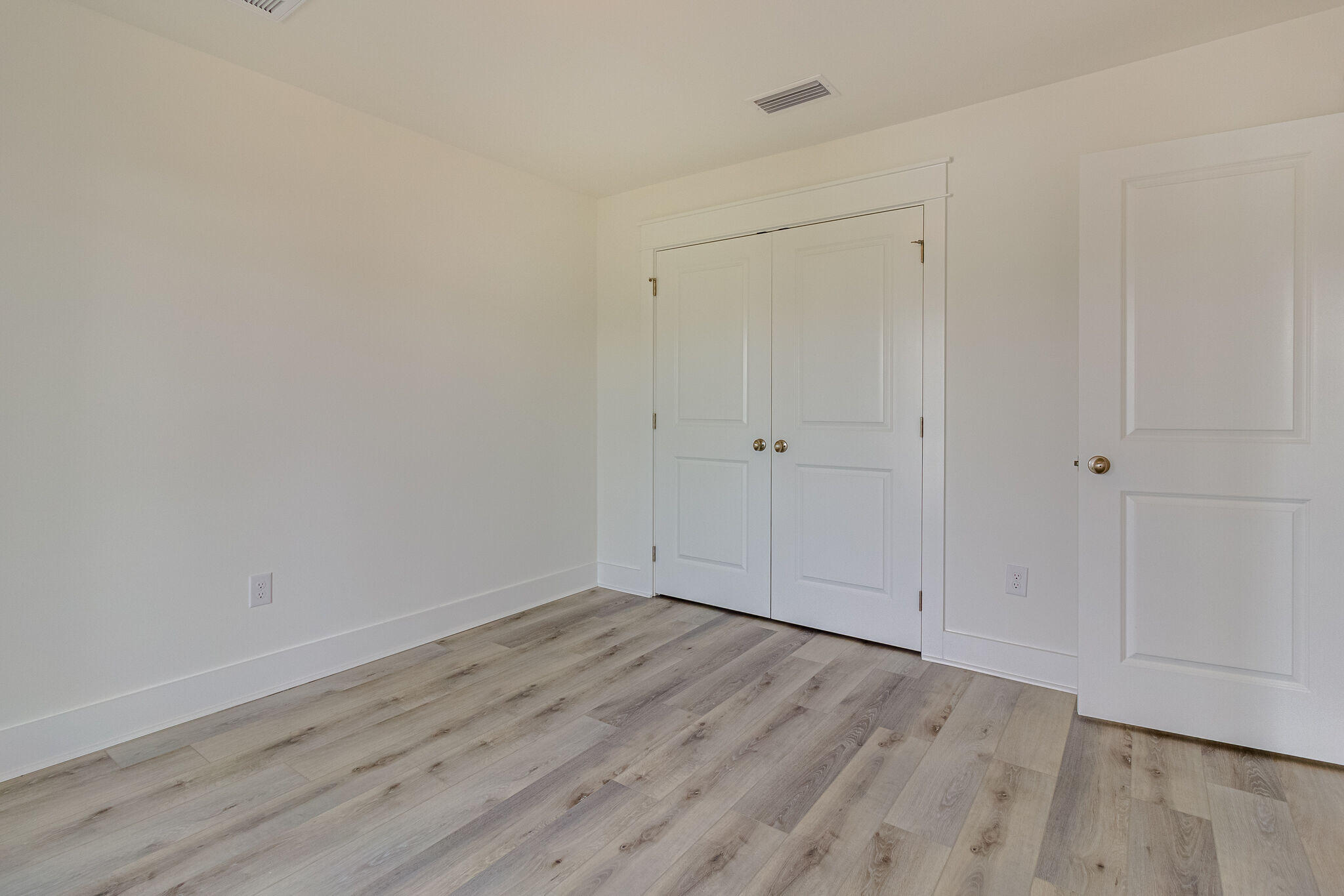 GRANDE POINTE - Residential