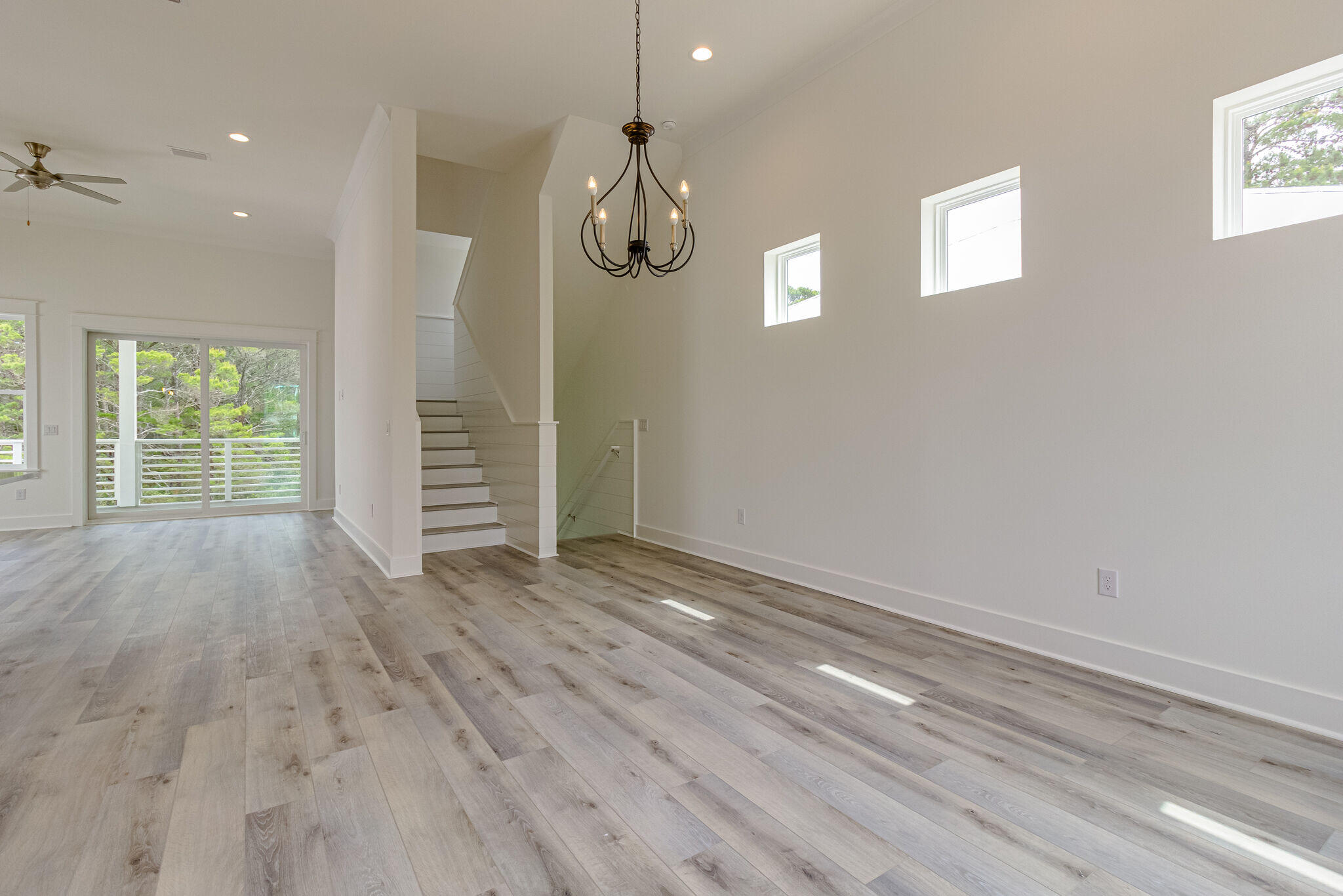 GRANDE POINTE - Residential