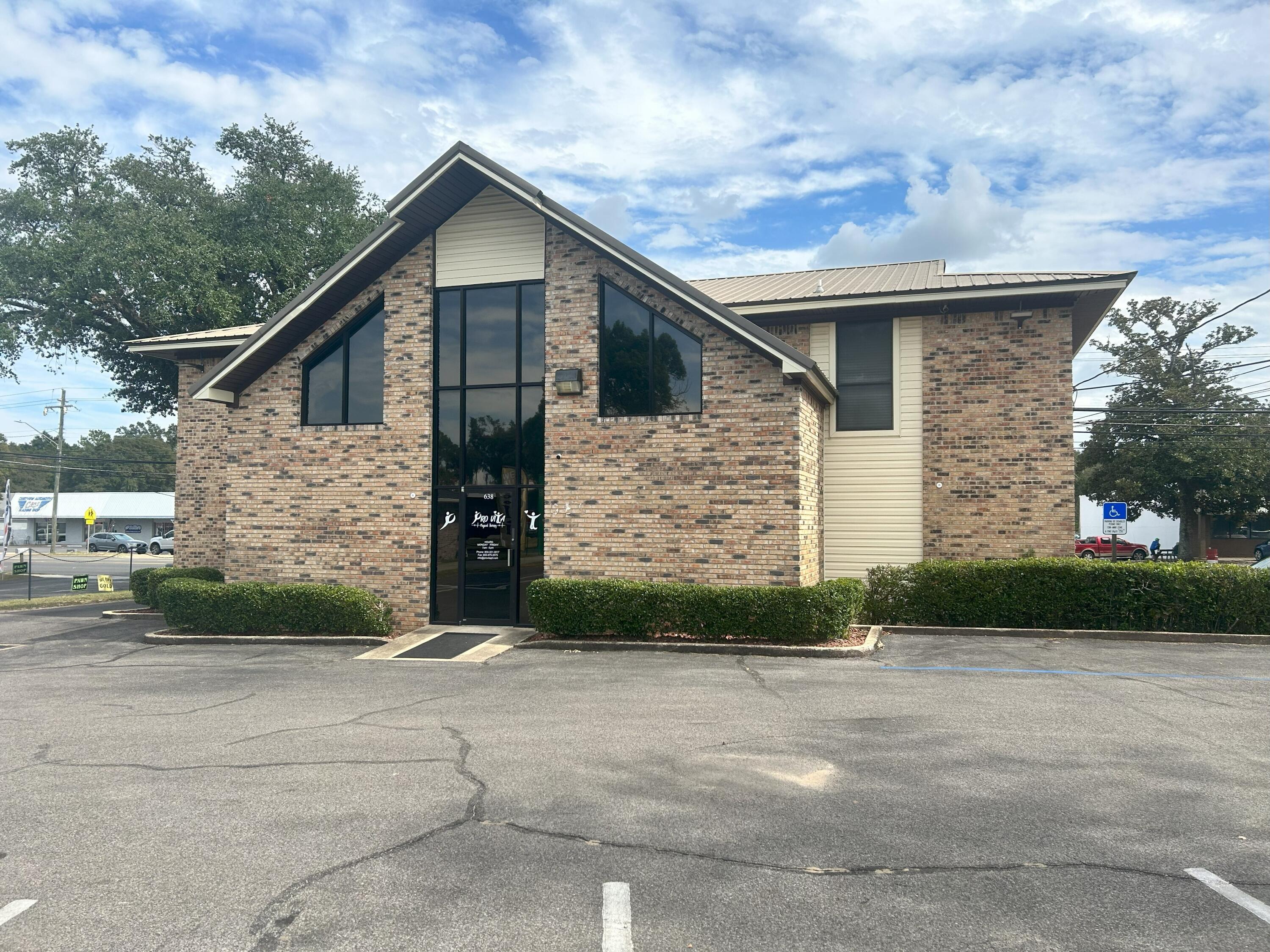 Great location next to busy 85. Office space is upstairs and includes 4 offices, a private waiting room, and a kitchenette.