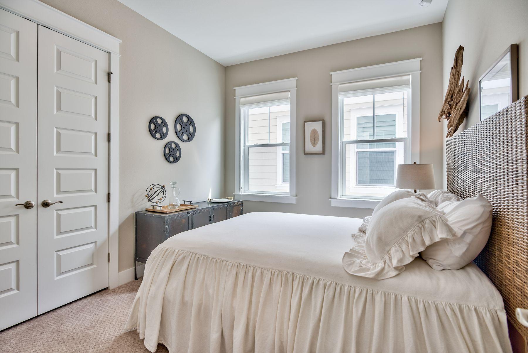 PROMINENCE - Residential Lease