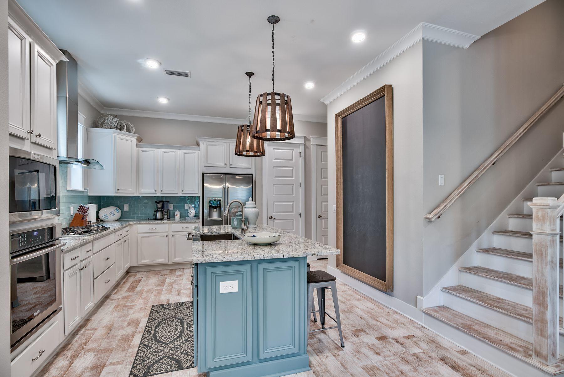 PROMINENCE - Residential Lease