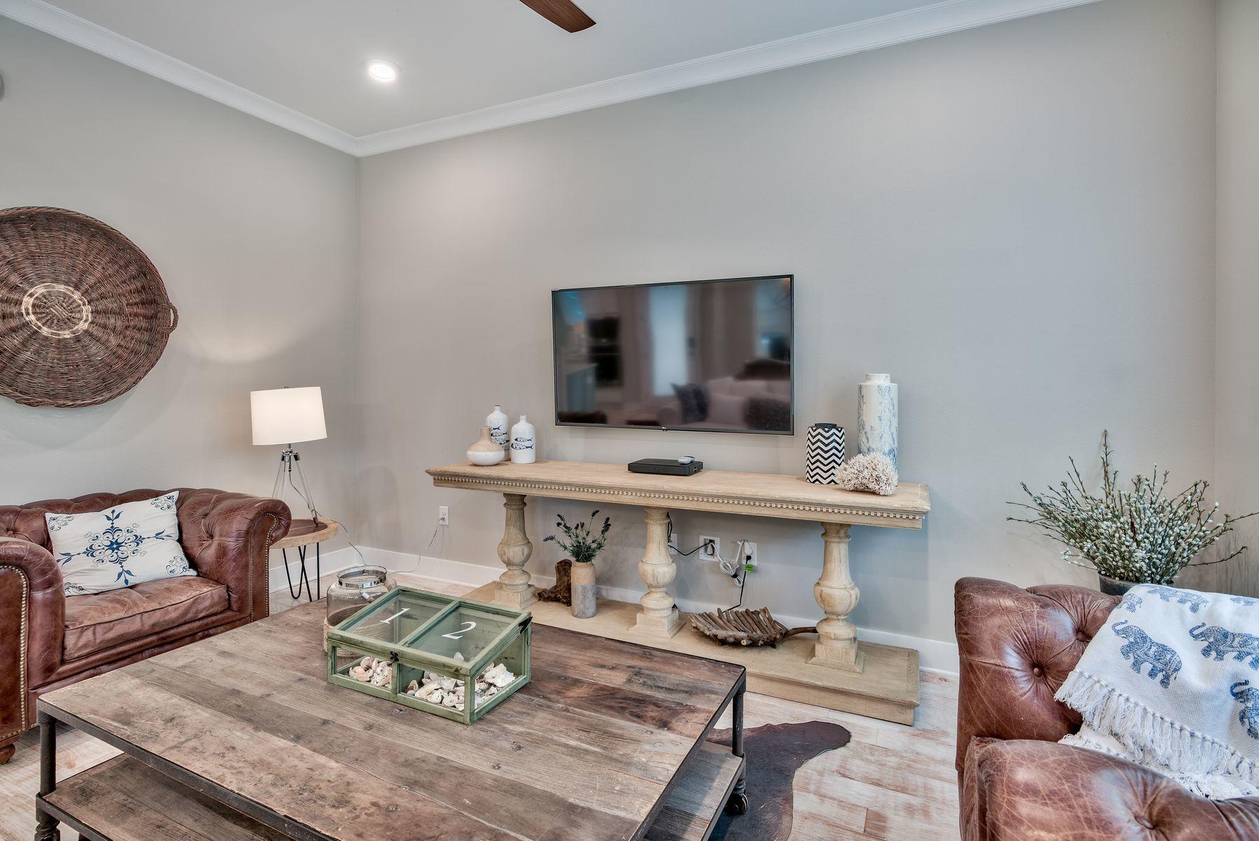 PROMINENCE - Residential Lease