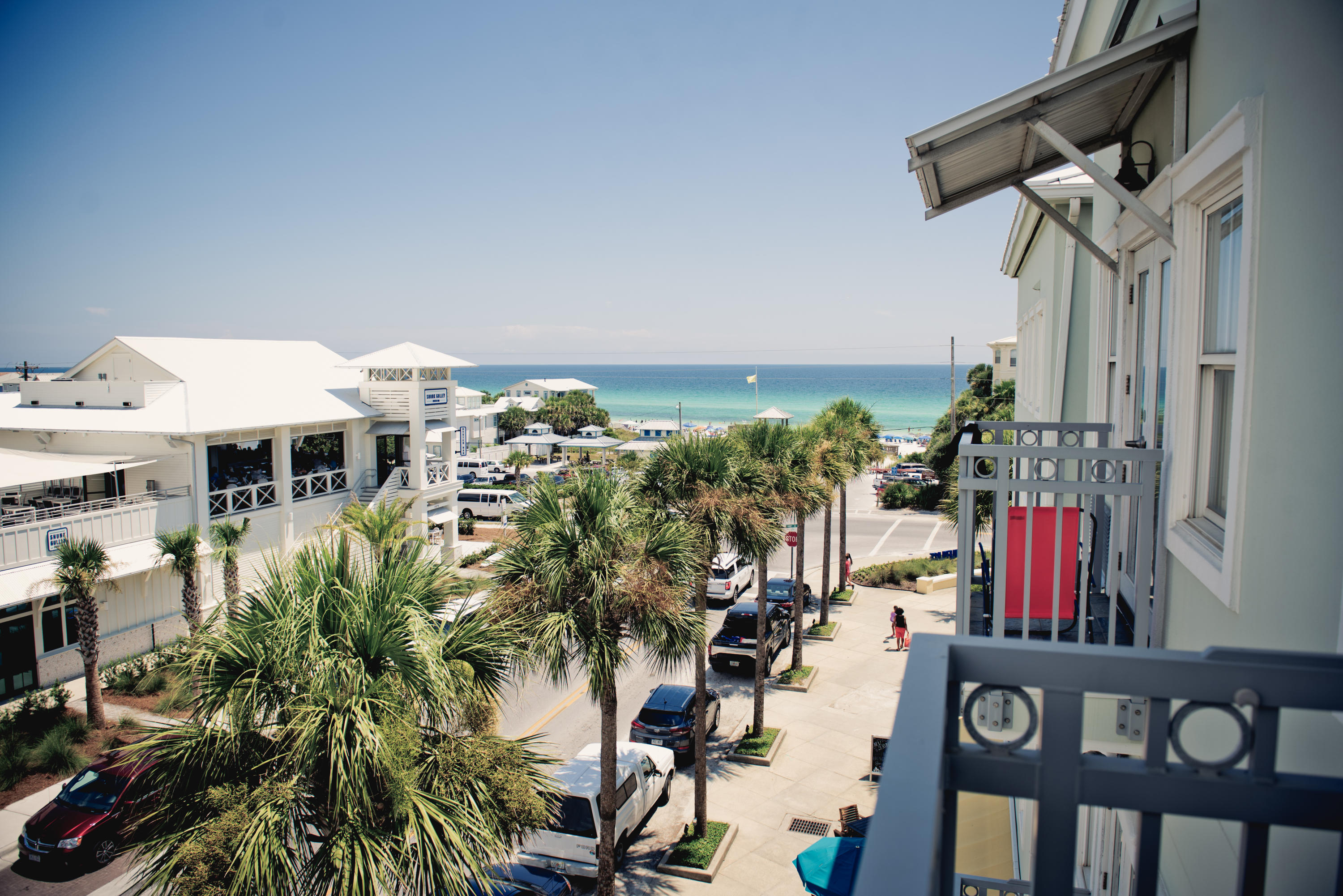This top floor condo has a coveted 15' x 11' balcony for enjoying Gulf Views. The soaring eleven foot ceilings, french doors, and light color palate give it an airy beach-house feel and you will immediately recognize the unit's efficient use of space. An updated closet system provides ample storage for clothing and pantry items. Unique for The Inn at Gulf Place, this condo has an updated fully equipped kitchen including soft-close cabinets extending to the ceiling, full size fridge, range and dishwasher. Gulf Place provides residents and guests with upscale shopping, restaurants, tennis, pools, three deeded beach accesses, an amphitheater for live entertainment and much more.