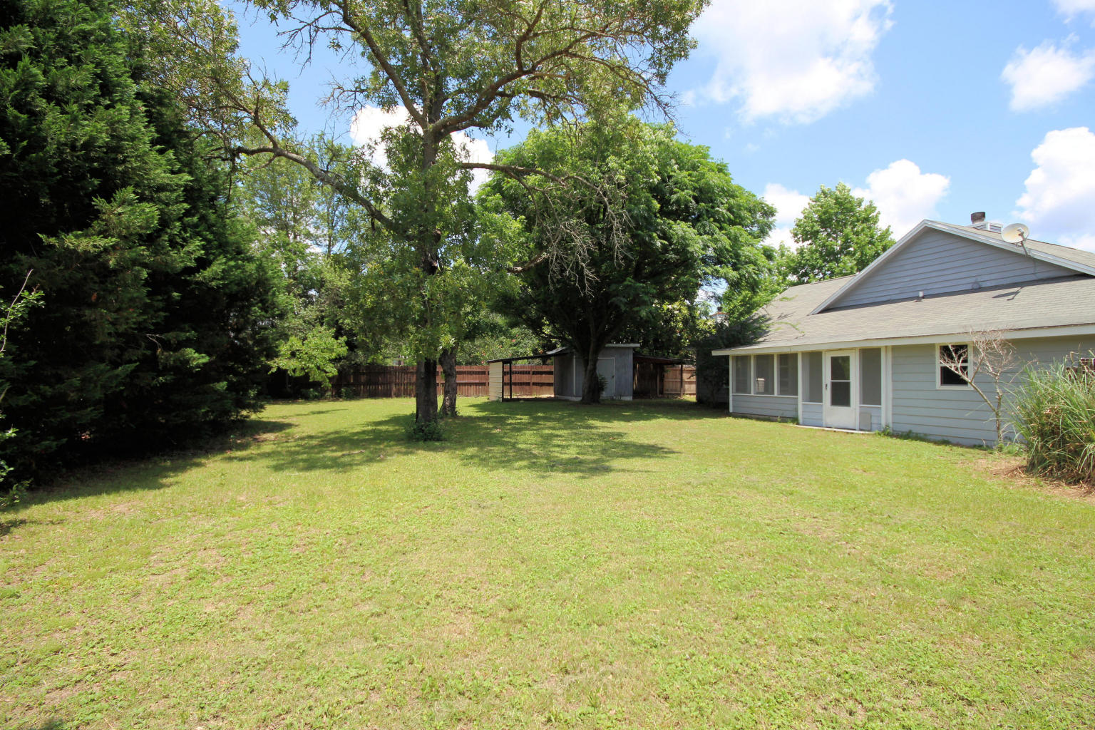 COUNTRYVIEW ESTATES 2ND ADDN - Residential
