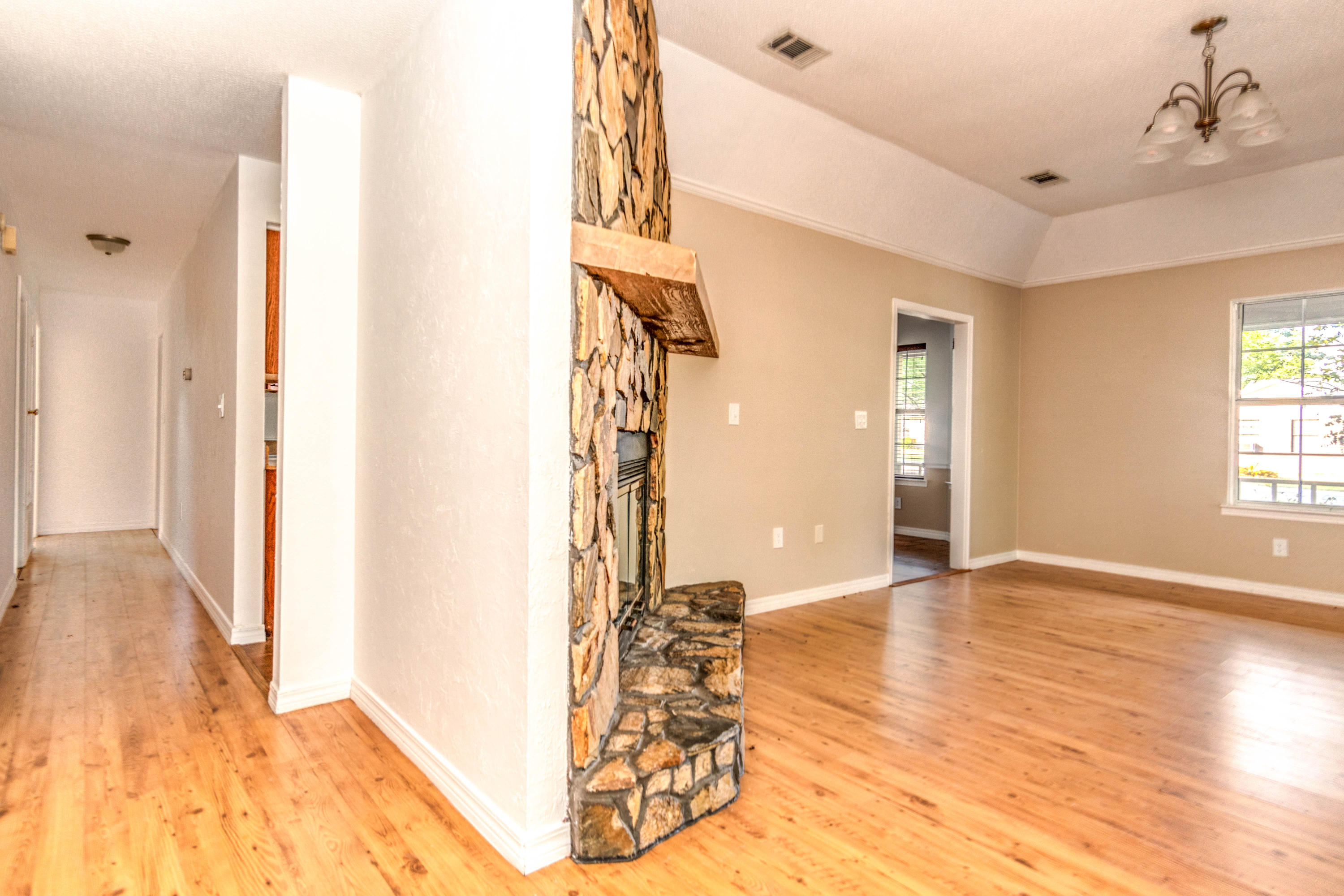 COUNTRYVIEW ESTATES 2ND ADDN - Residential