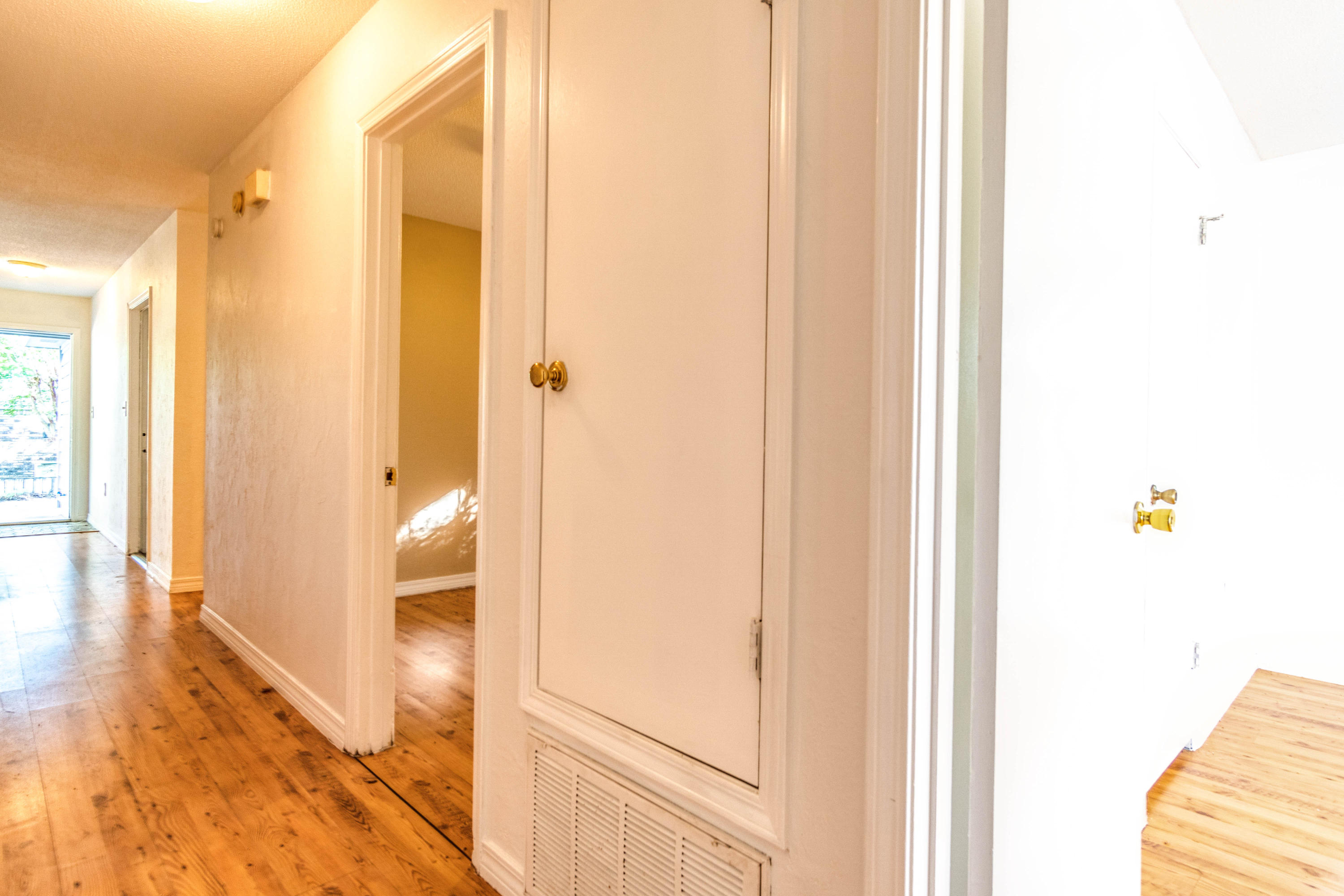 COUNTRYVIEW ESTATES 2ND ADDN - Residential