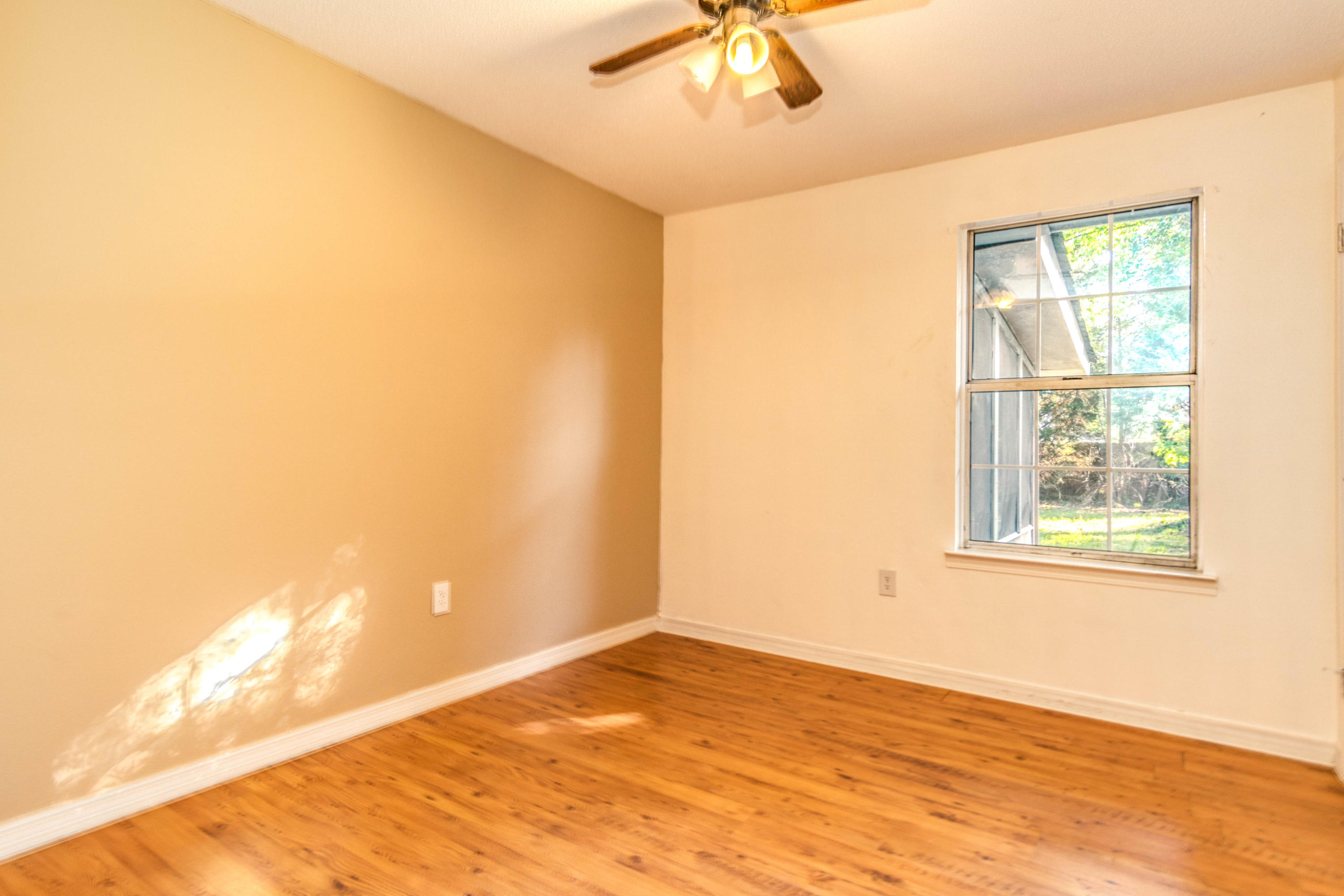 COUNTRYVIEW ESTATES 2ND ADDN - Residential