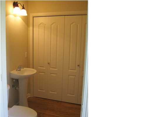 ARBOR LAKE PHASE 1 - Residential Lease