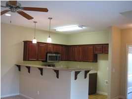ARBOR LAKE PHASE 1 - Residential Lease