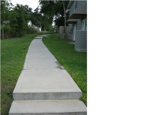 ARBOR LAKE PHASE 1 - Residential Lease