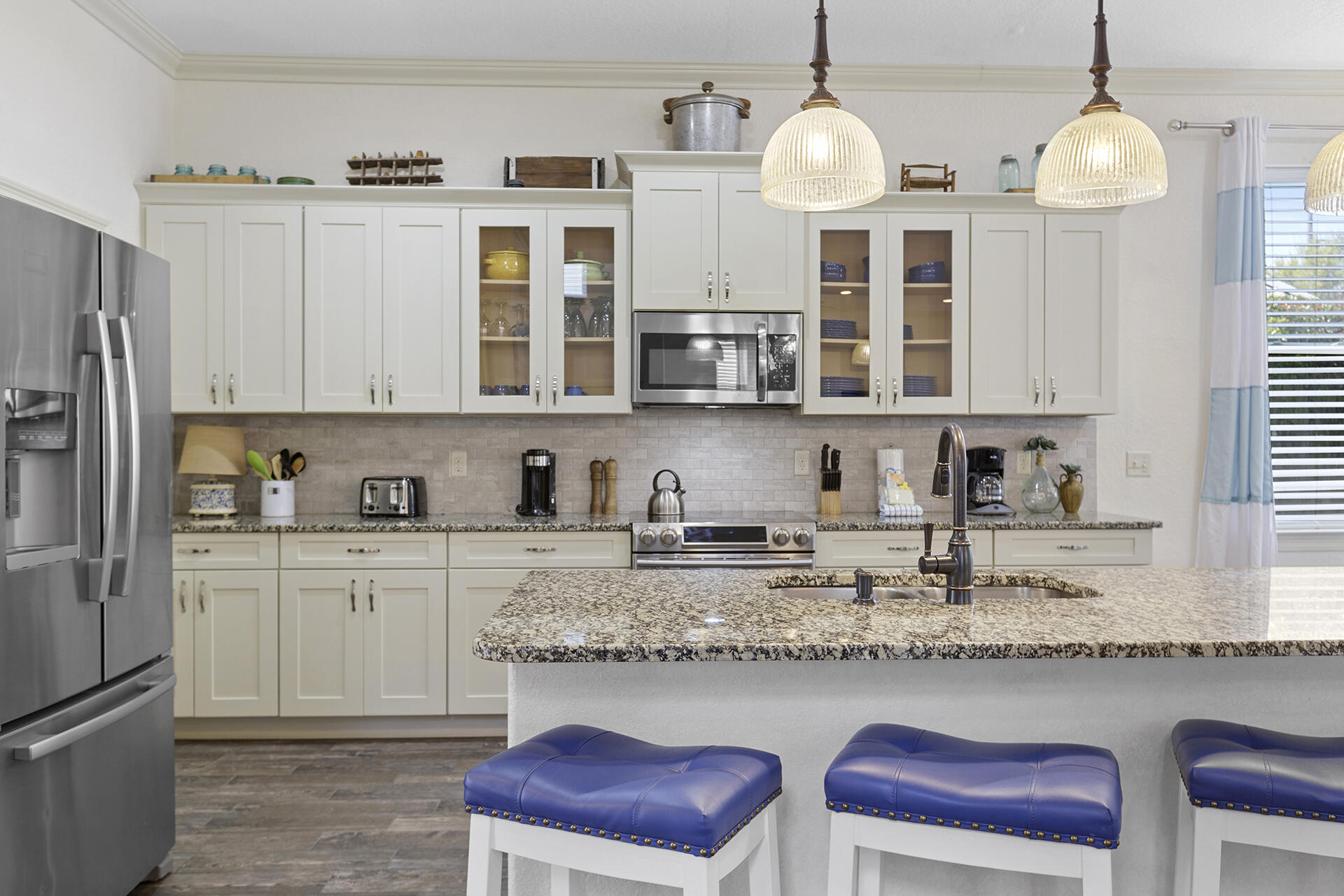 CRYSTAL BEACH - Residential