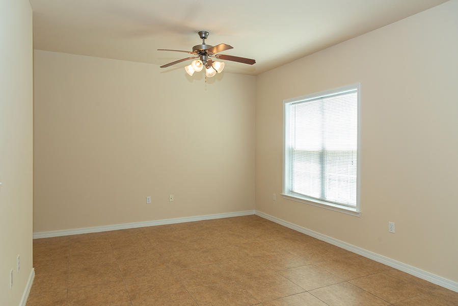 MERIDIAN SQUARE T/H - Residential Lease
