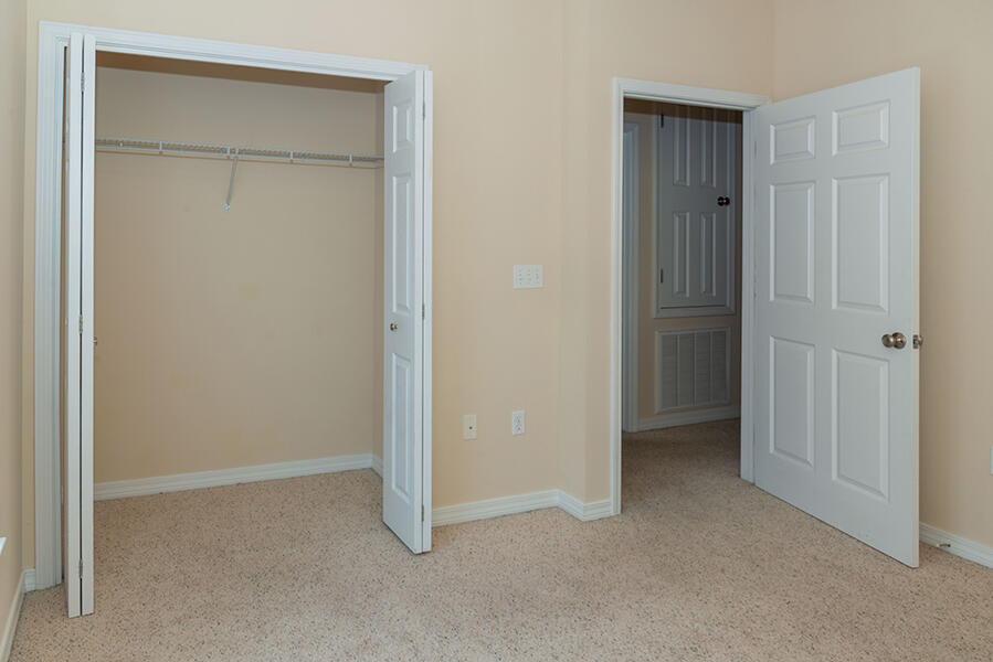MERIDIAN SQUARE T/H - Residential Lease