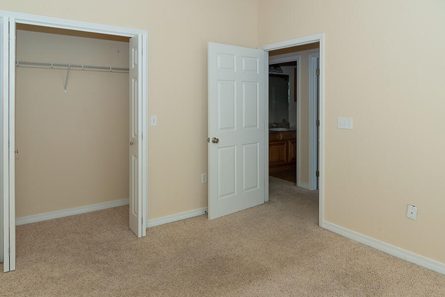 MERIDIAN SQUARE T/H - Residential Lease