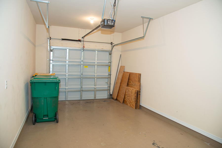 MERIDIAN SQUARE T/H - Residential Lease