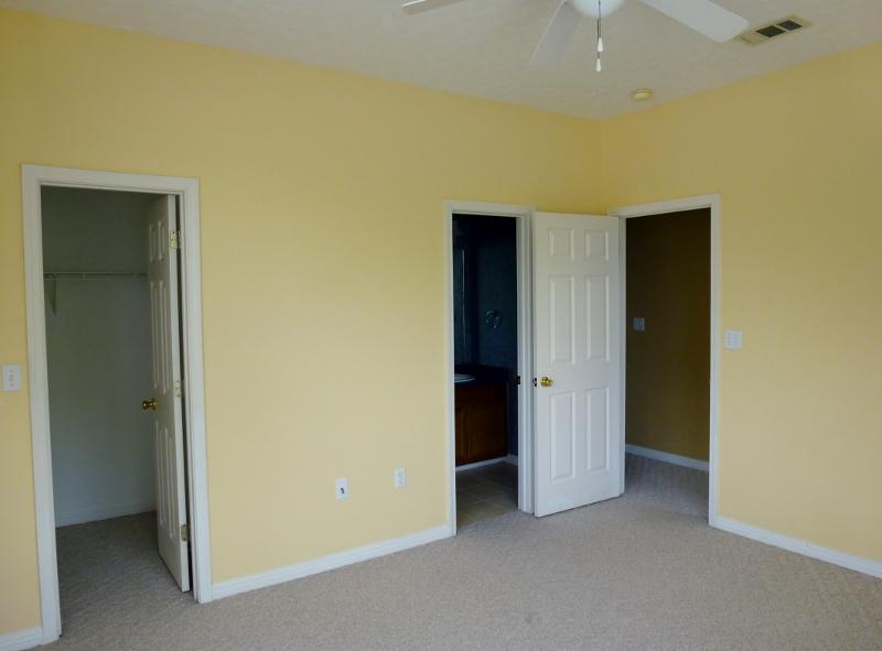 CHATELAINE ESTATES S/D - Residential Lease