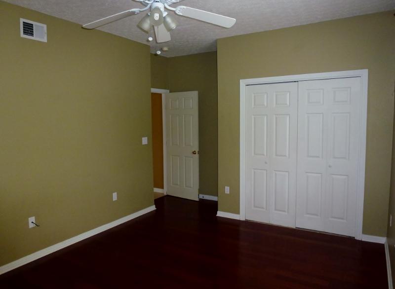 CHATELAINE ESTATES S/D - Residential Lease