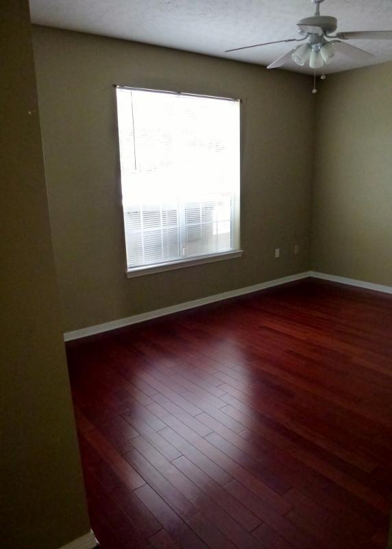 CHATELAINE ESTATES S/D - Residential Lease