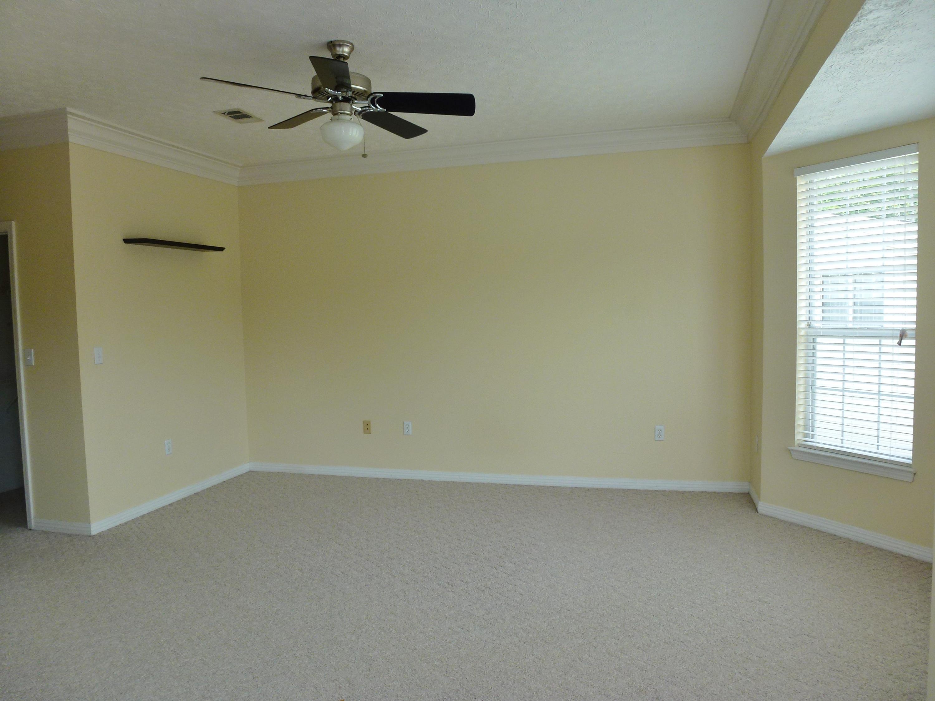 CHATELAINE ESTATES S/D - Residential Lease