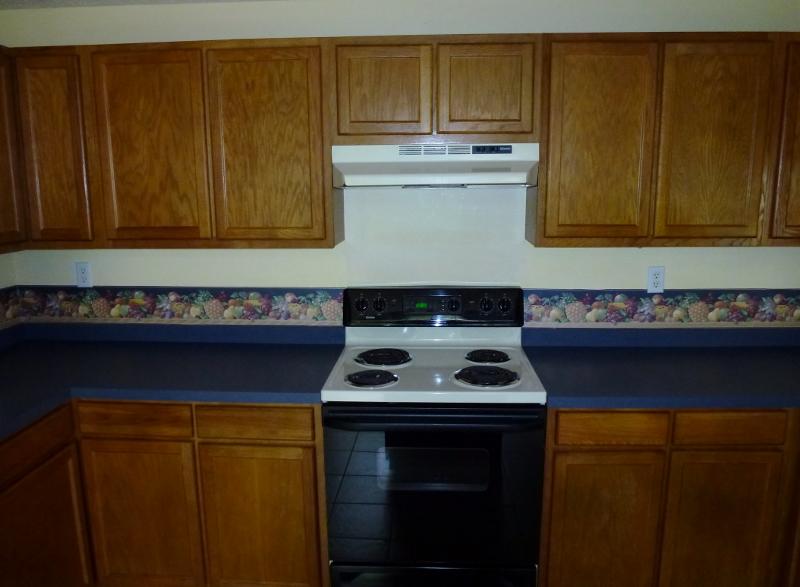 CHATELAINE ESTATES S/D - Residential Lease