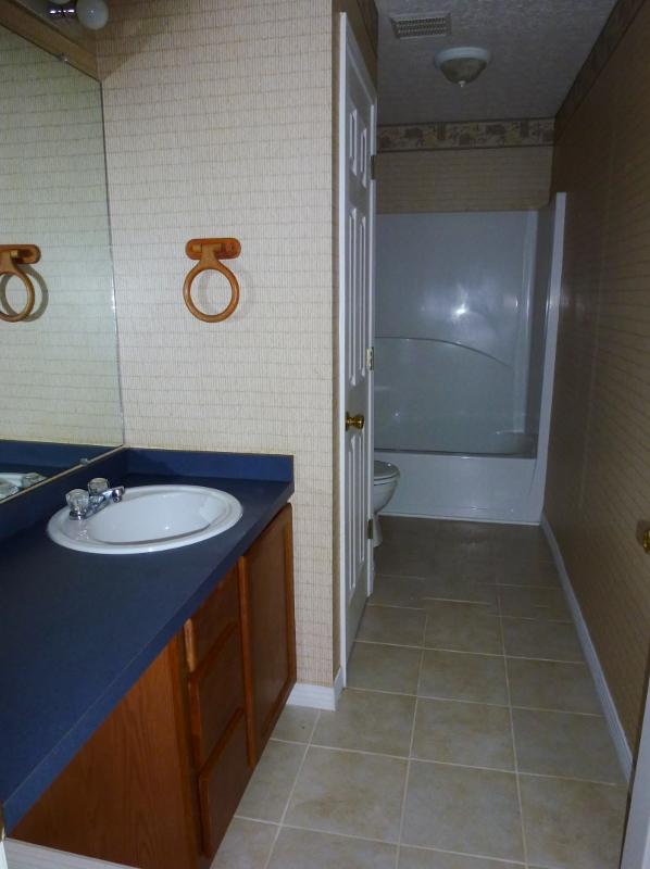 CHATELAINE ESTATES S/D - Residential Lease