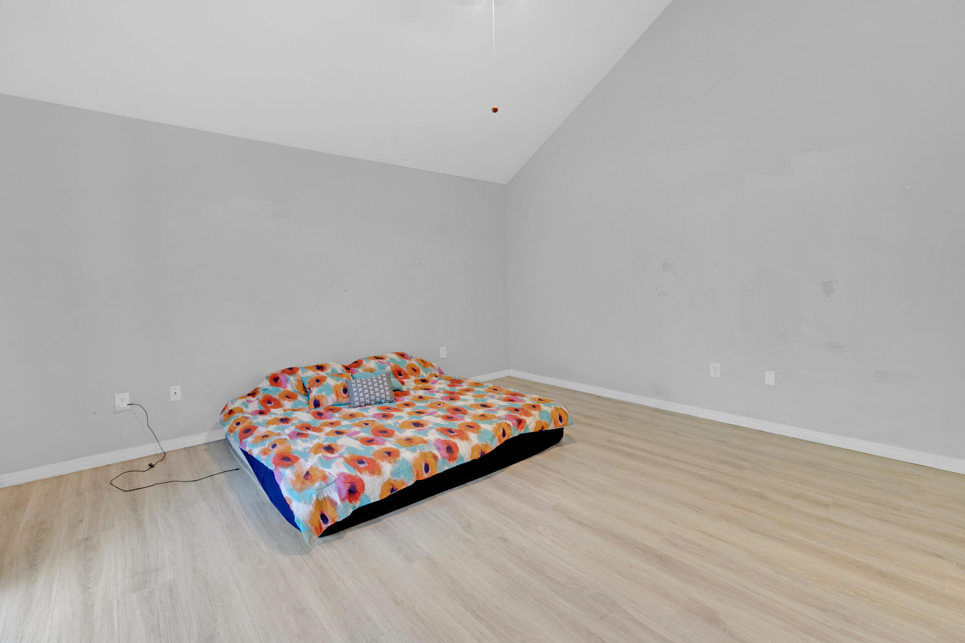 COVENTRY PARK VLG PH II - Residential