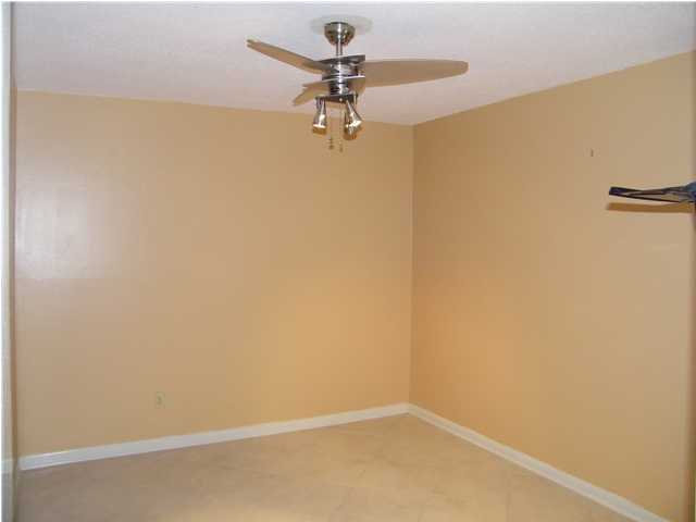 CASA DEL MAR - Residential Lease